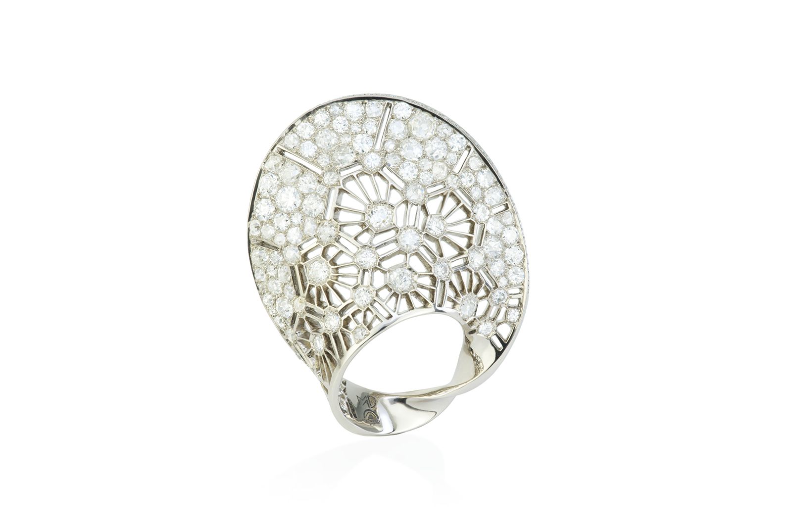  MAD Joaillerie Eternity ring with colourless diamonds