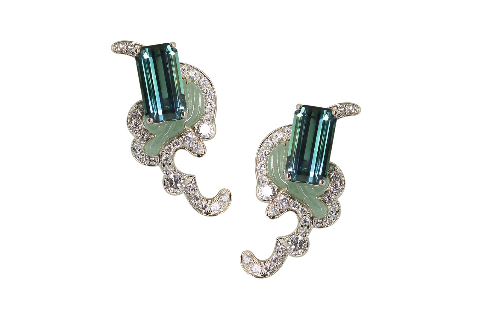  Paradise in Harmony earrings with carved jade from the Portraits of Porcelain collection by Simone Jewels