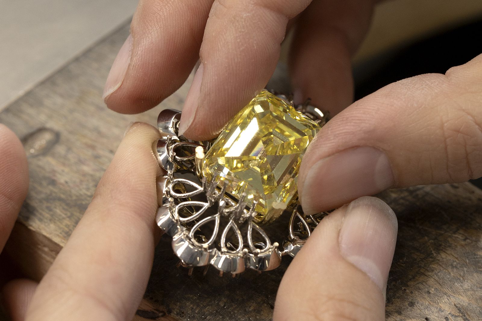  32.26 carat yellow diamond in the Chopard Precious Lace High Jewellery