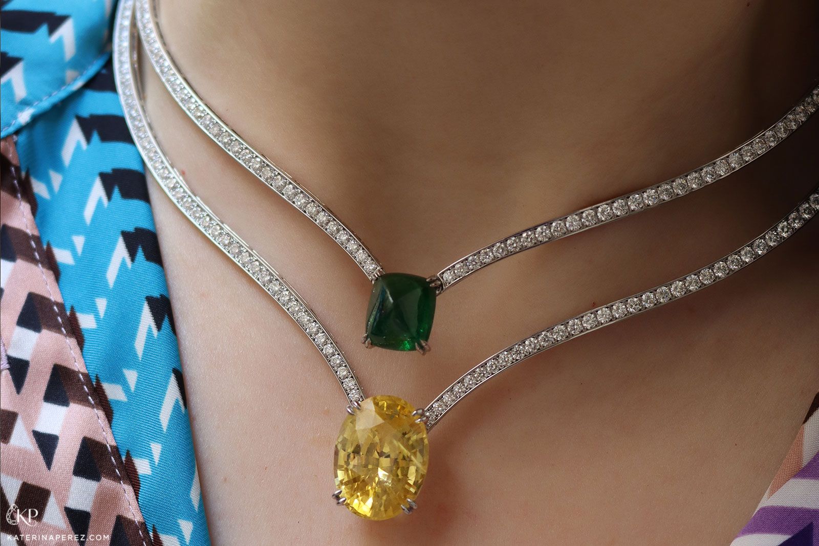  Maison Avani necklace with an unheated yellow sapphire of 25 carats and 19.2 carats of diamonds