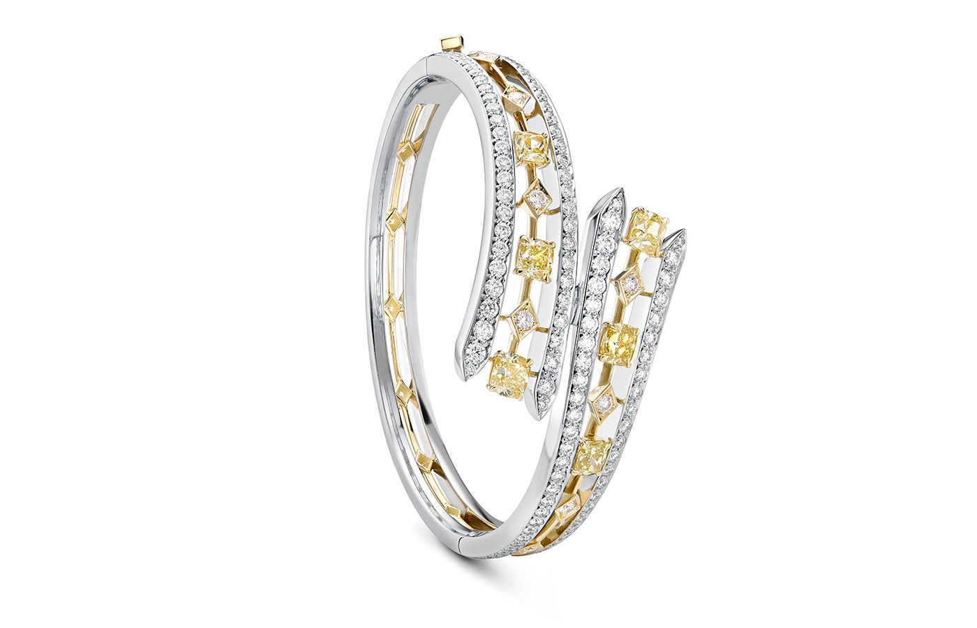 Boodles Peace of Mined bracelet with diamonds from the Cullinan mine in South Africa