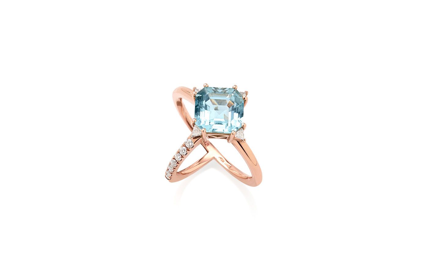  Luvor Central Park ring with an aquamarine and diamonds in 18k gold 