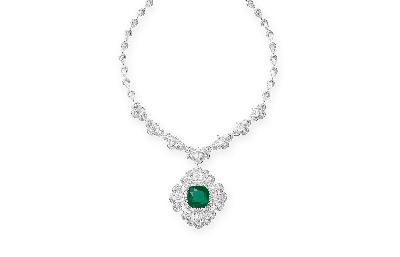  Chopard Loves Cinema emerald and diamond necklace 