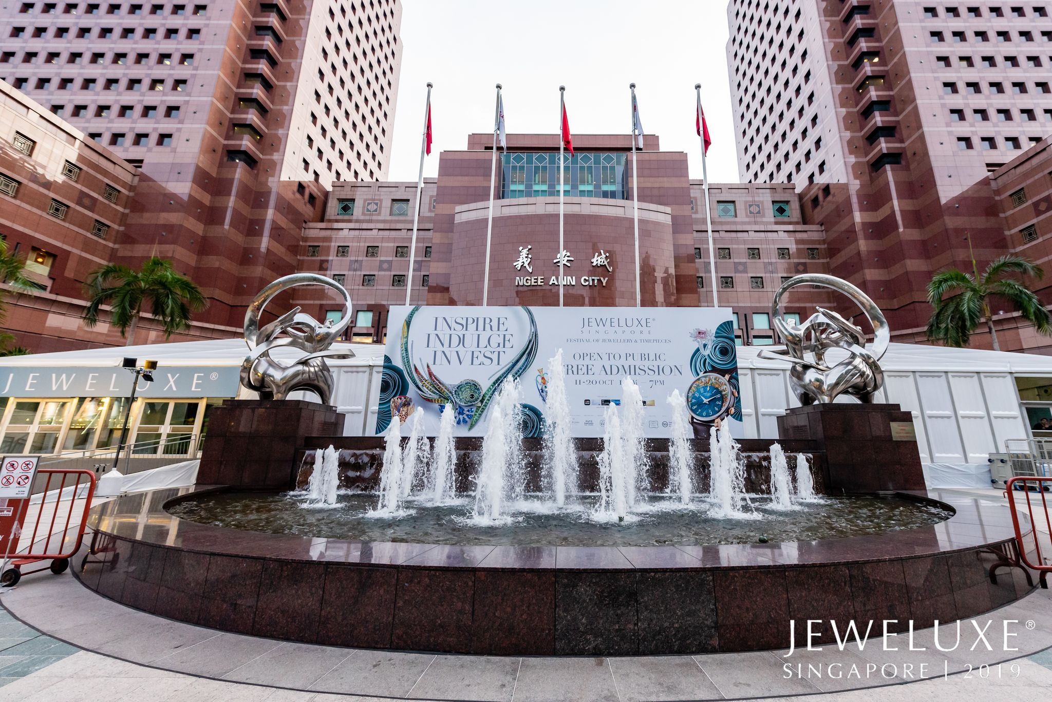 JeweLuxe takes place at the heart of Singapore’s shopping district