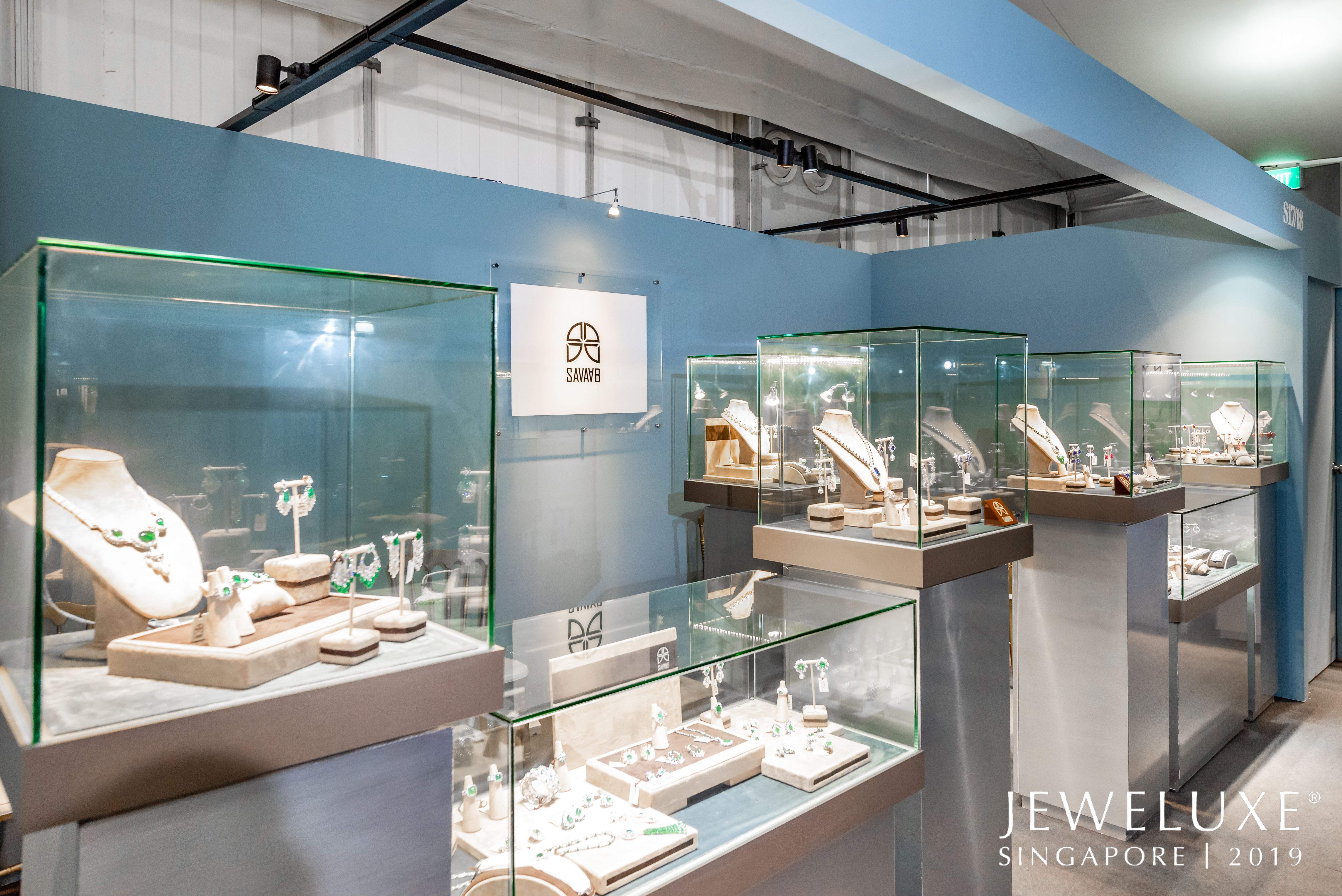  The JeweLuxe exhibition in Singapore welcomes international fine jewellery brands