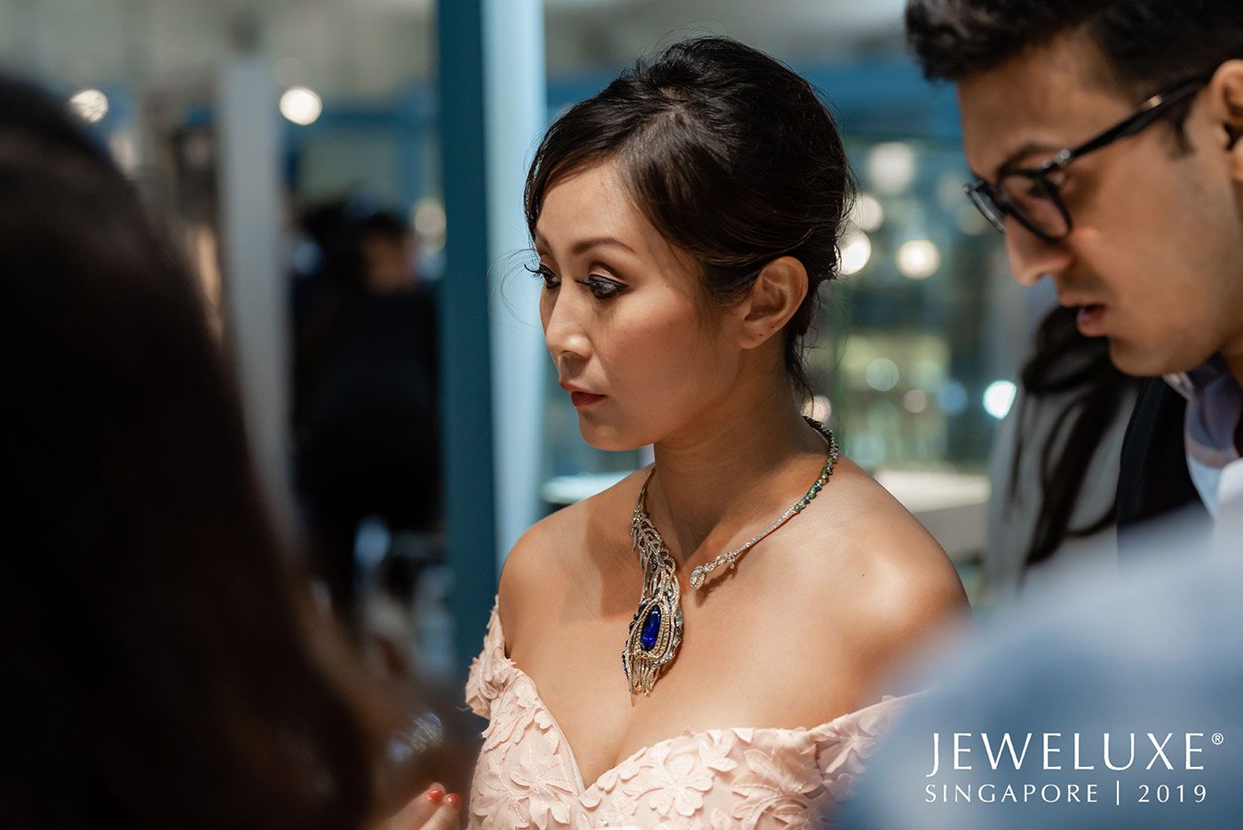 Clients can shop for precious jewellery at JeweLuxe in Singapore