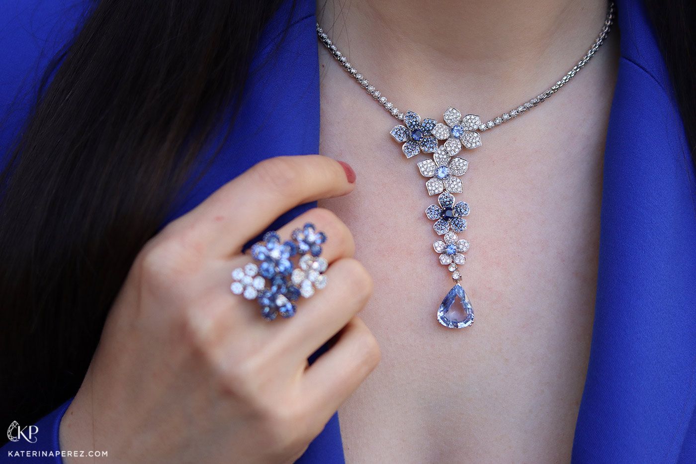  Cesare Pompanon Primavera Quintuor necklace with sapphires and diamonds in white gold