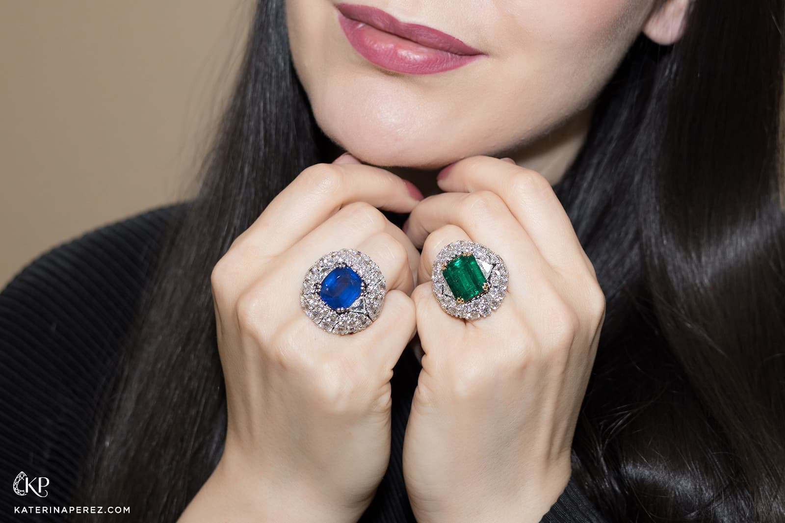  Veschetti Guanto rings set with sapphires, emeralds and diamonds