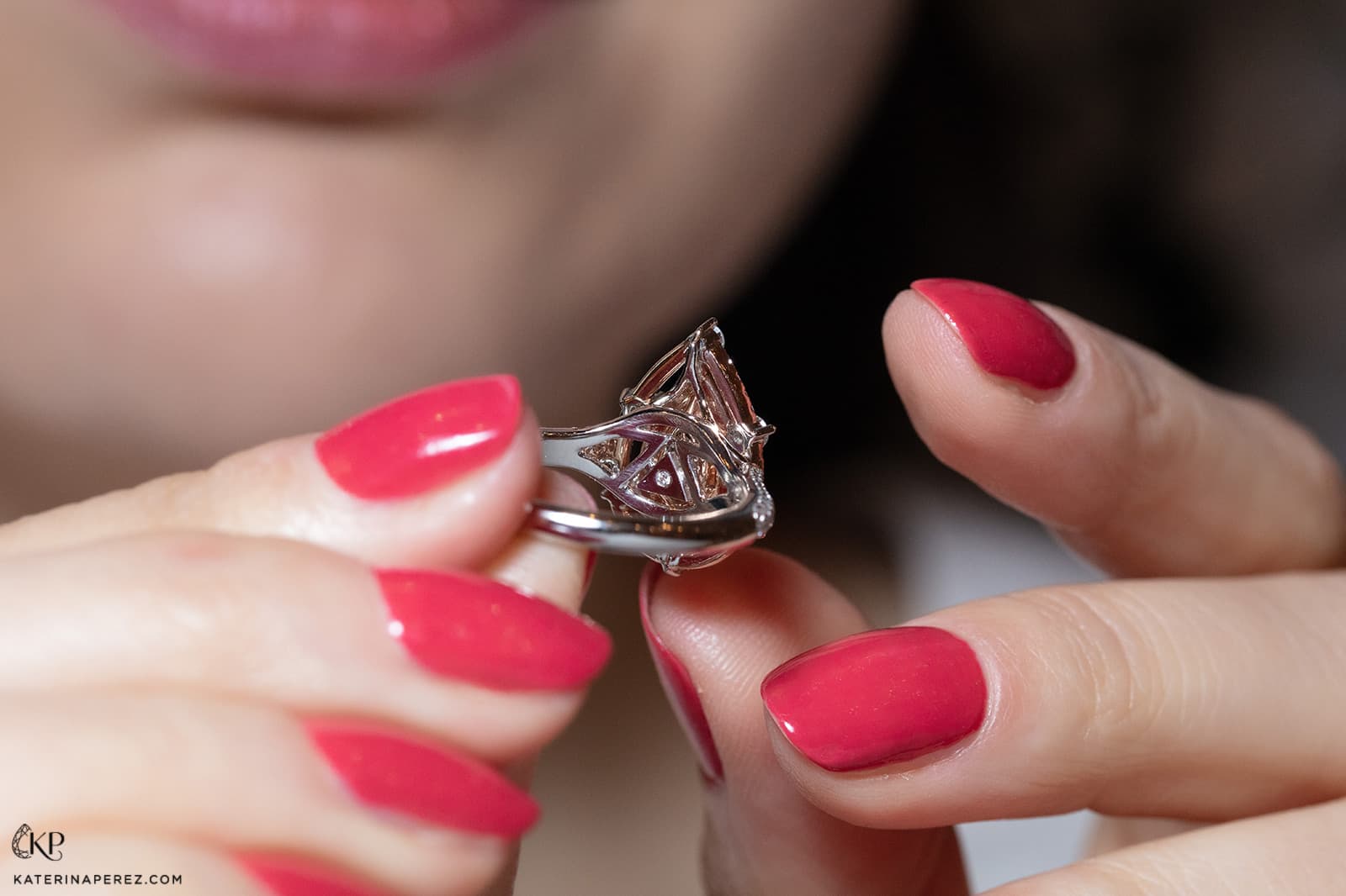  The diamond-set details on the reverse of a pear-shaped pink diamond ring by Le Vian