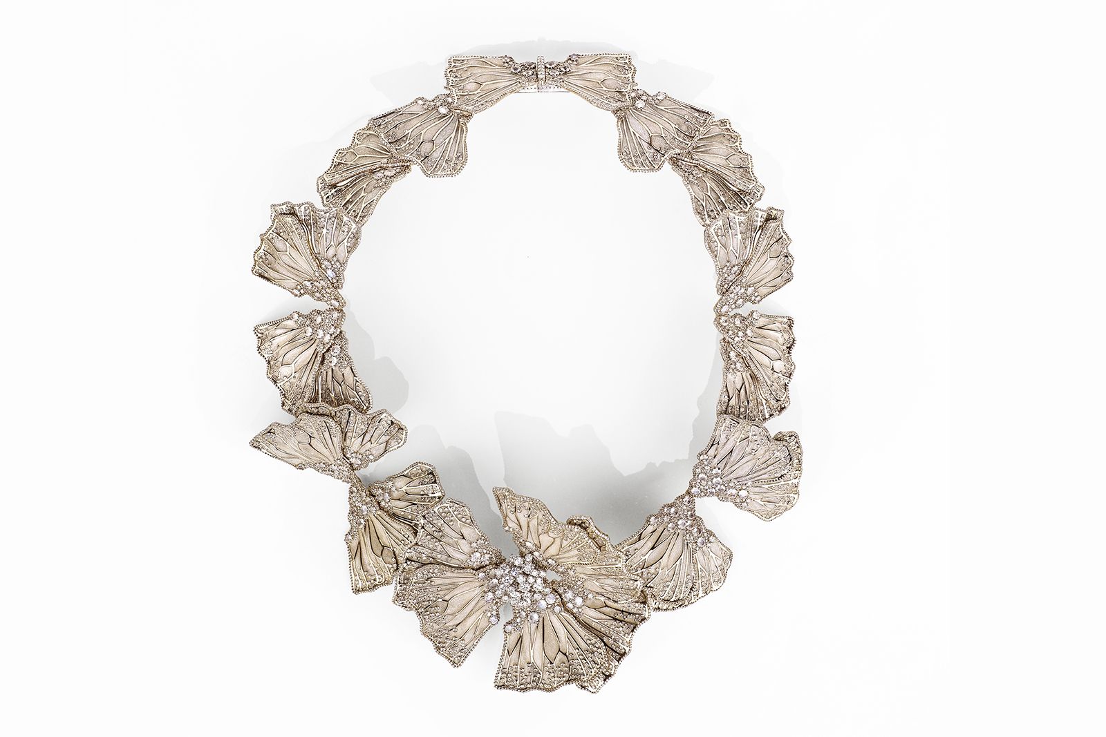  Tatiana Verstraeten Vienne Necklace in yellow gold, diamonds, moonstone and nude iridescent enamel