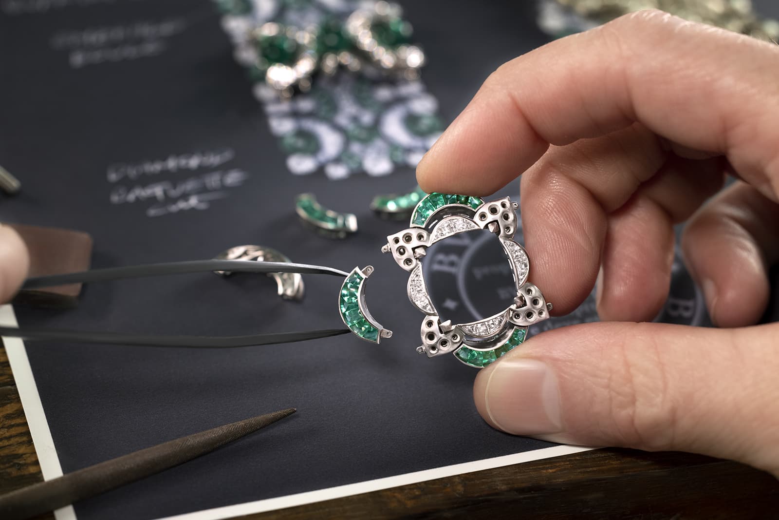  Bulgari Emerald Venus High Jewellery Watch set with 18 emerald beads