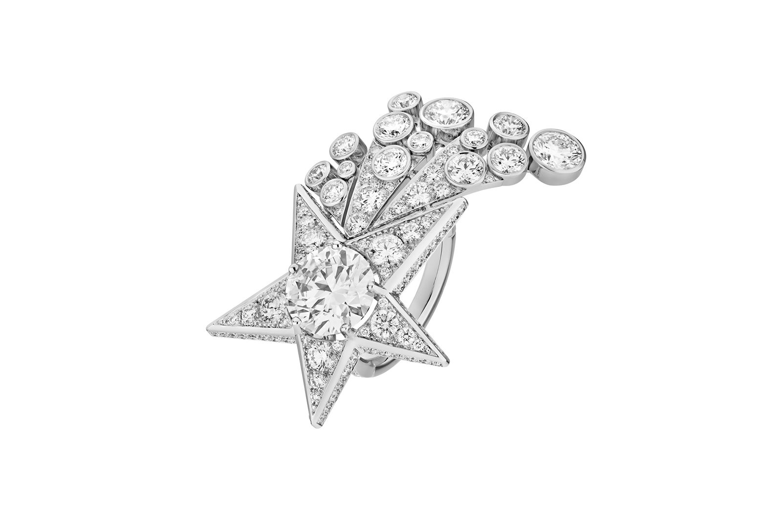  Chanel High Jewellery Cometes Talisman ring in diamond