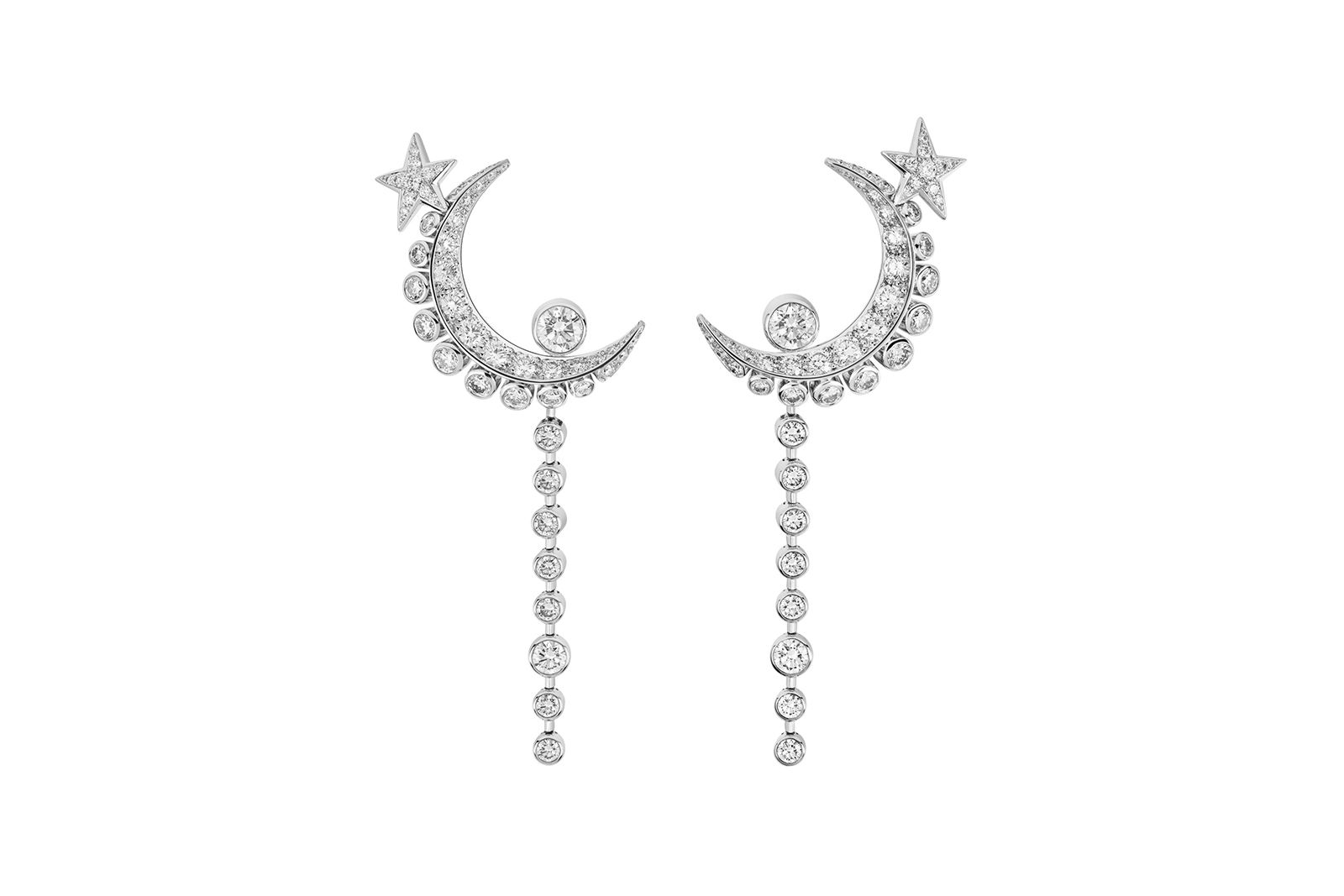  Chanel High Jewellery La Lune Talisman earrings in white gold and diamond 