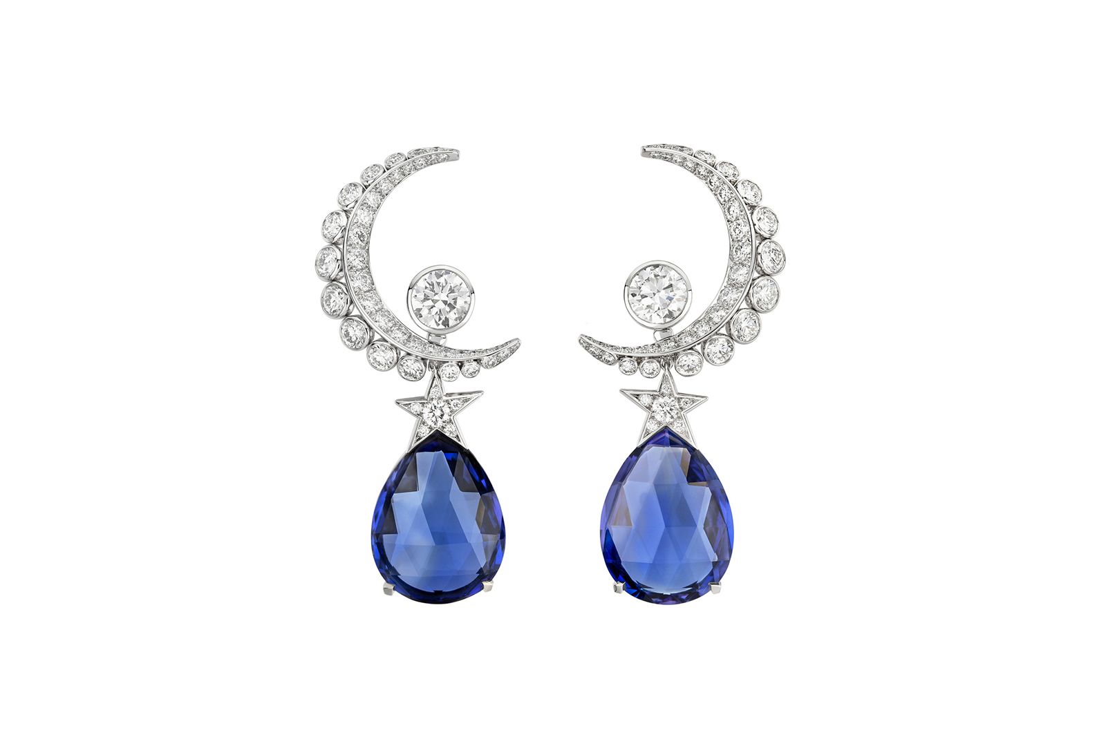  Chanel High Jewellery La Lune Talisman earrings in white gold, sapphire diamond 