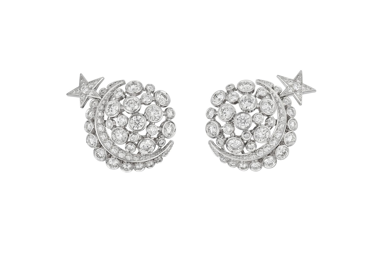  Chanel High Jewellery La Lune Talisman stud earrings in white gold and diamond 