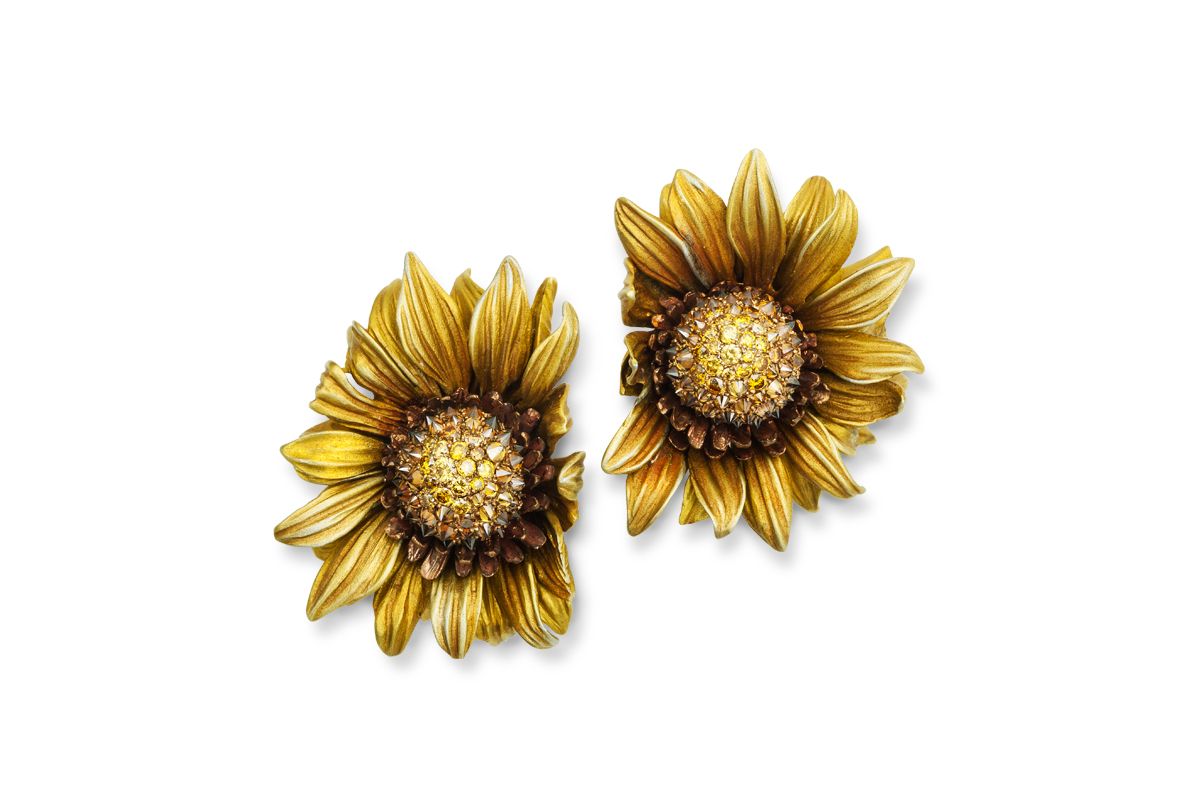  Hemmerle Infused Jewels Perennial Coneflower earrings in bronze, aluminium, white gold and diamond
