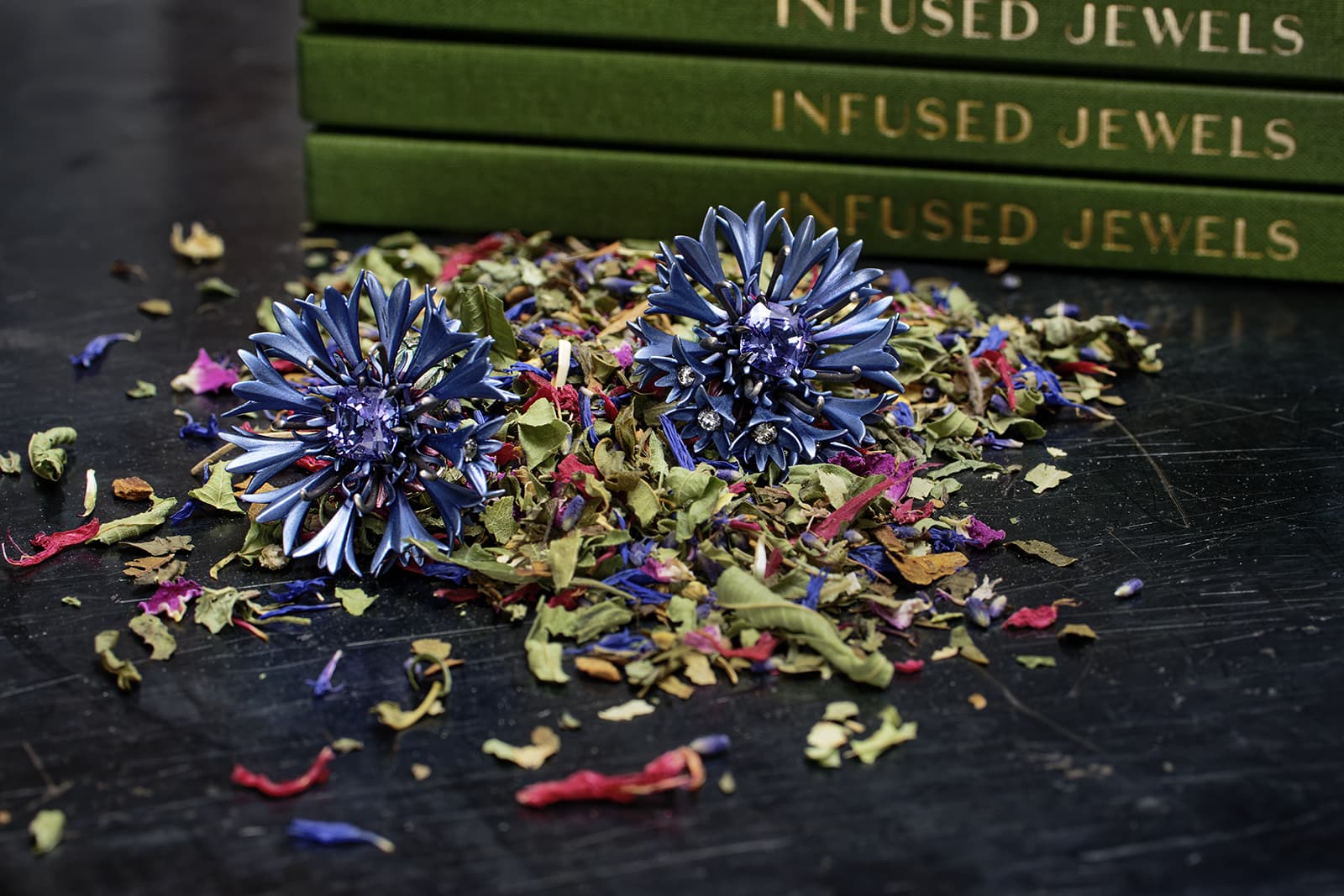  Hemmerle Infused Jewels Cornflower earrings in aluminium, silver, white gold, tanzanite and diamond