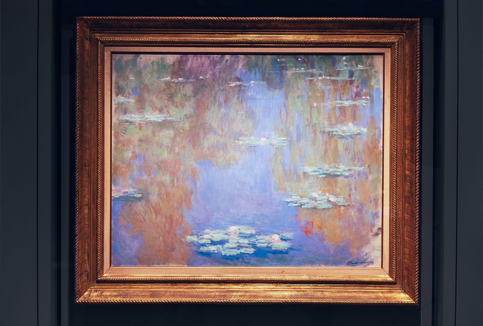  Canvas painting of water lilies by Claude Monet