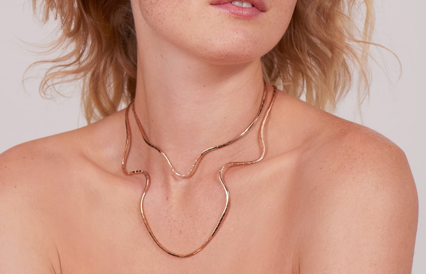  MARIE MAS Luminous Lines Aurora necklace and radiant chocker in rose gold