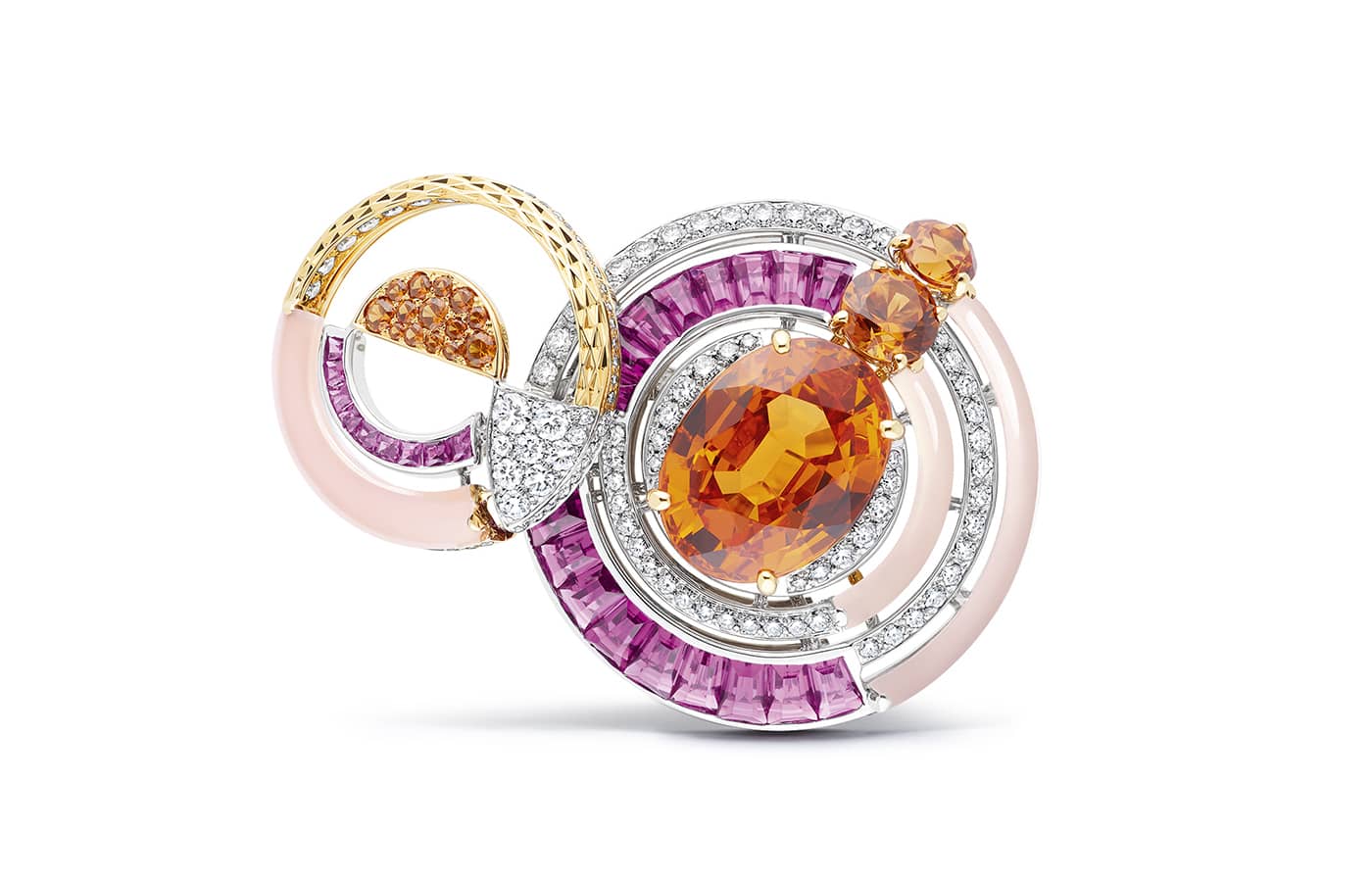 Chaumet Under The Sun ring in yellow gold, white gold, mandarine garnet, sapphire, ruby, chalcedony and diamond from the Ondes et Merveilles High Jewellery collection