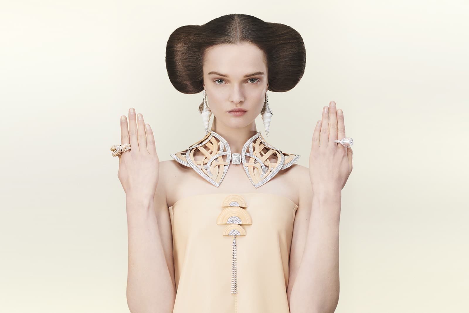 Boucheron diamond, onyx, lacquer, white gold and yellow Coquillage Diamant pendant earrings,  gold Rotin Diamant necklaces, Pie ring and Gazelle ring from the Carte Blanche Ailleurs High Jewellery collection