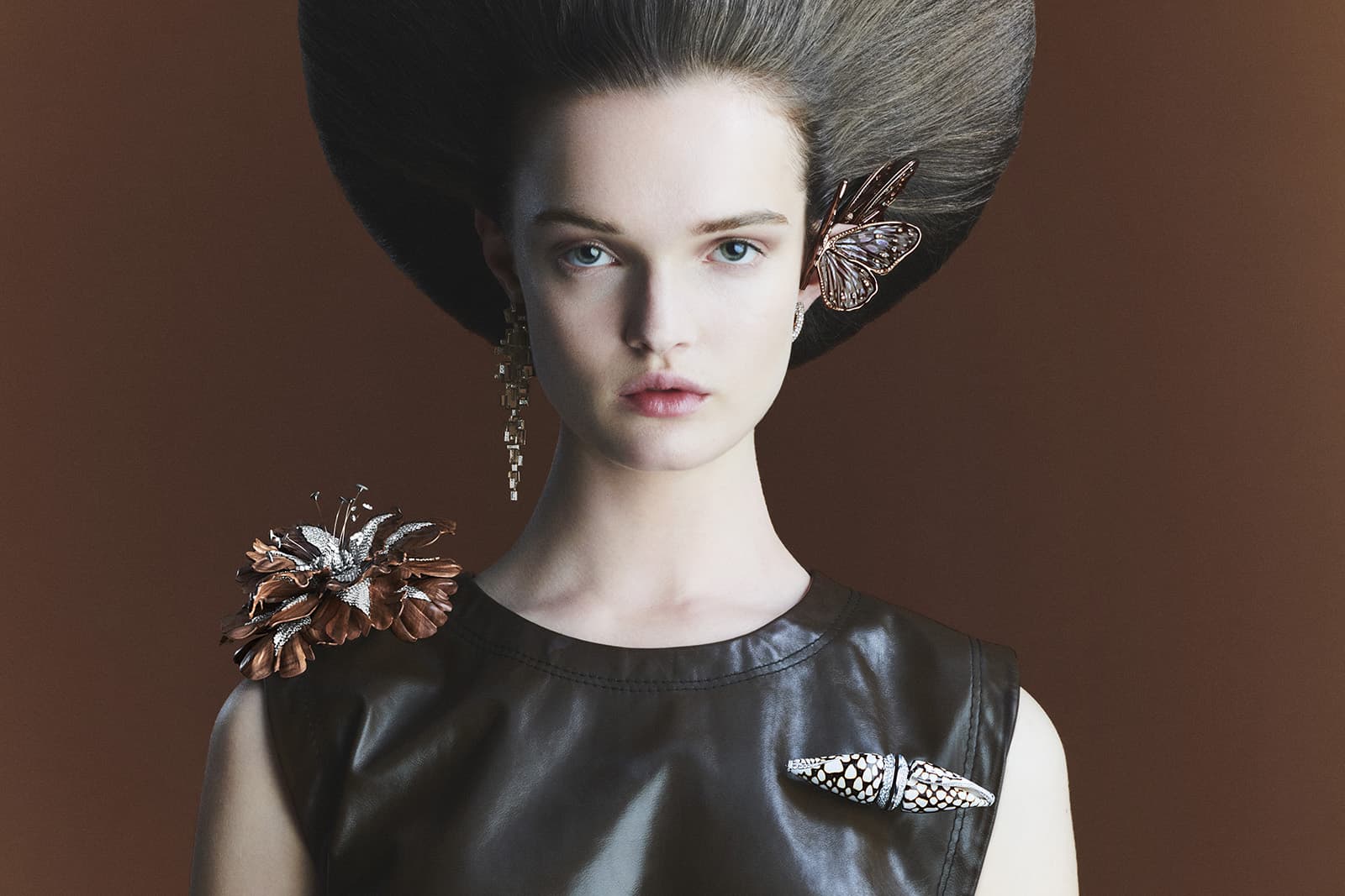 Boucheron Palissandre Santos wood, diamond, white gold, natural butterfly wing, natural shell Conus Marmoreus and quartz Papillon earrings, Cristaux Pendants earring, Bois Diamant brooch and Jack Coquillage brooch from the Carte Blanche Ailleurs High Jewellery collection