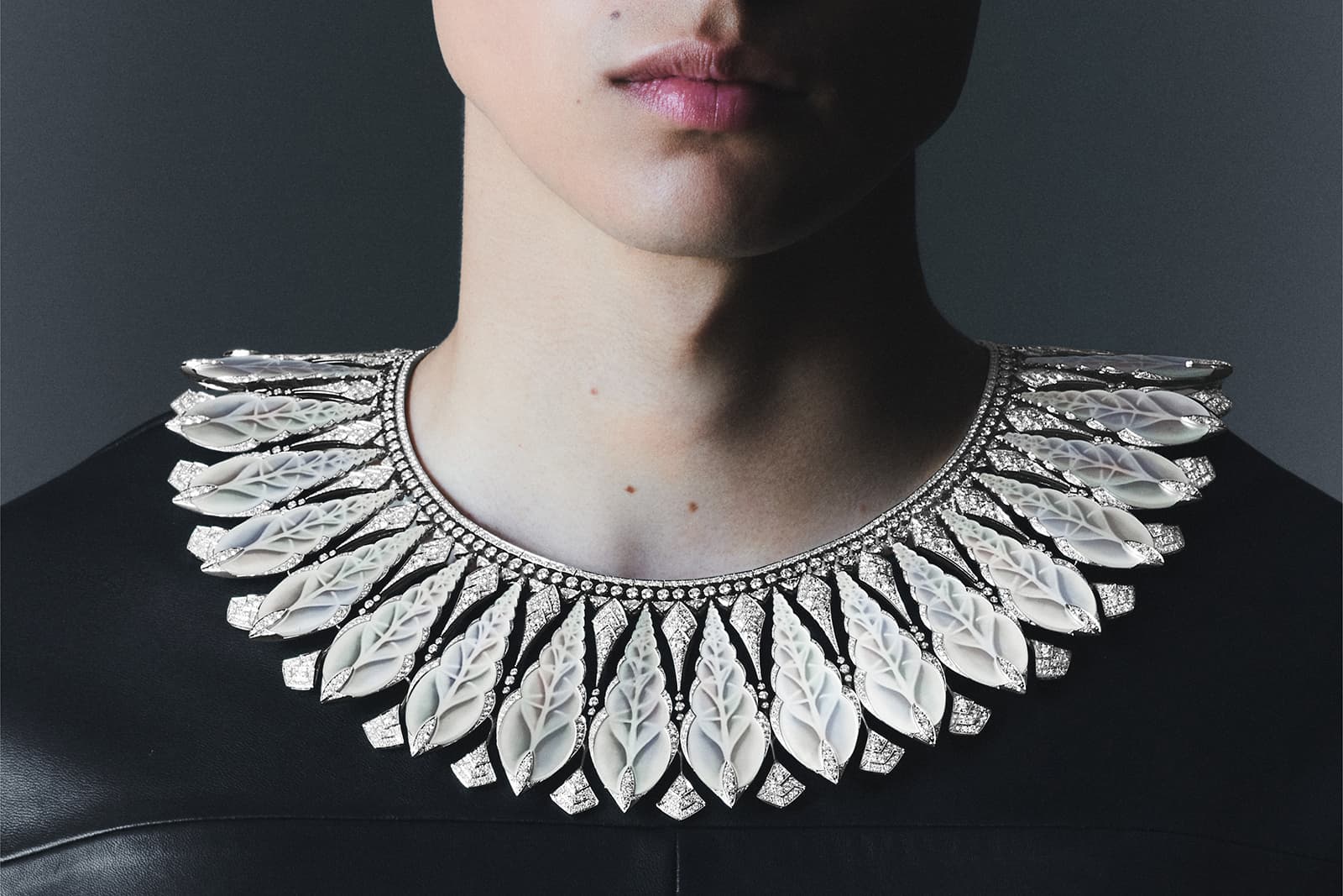  Boucheron mother-of-pearl, diamond and white gold Coquillage necklace from the Carte Blanche Ailleurs High Jewellery collection