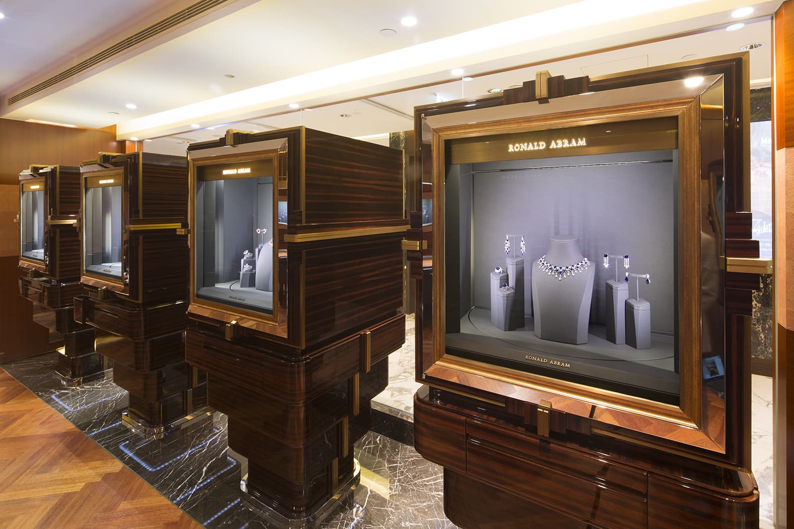  The Ronald Abram Salon 