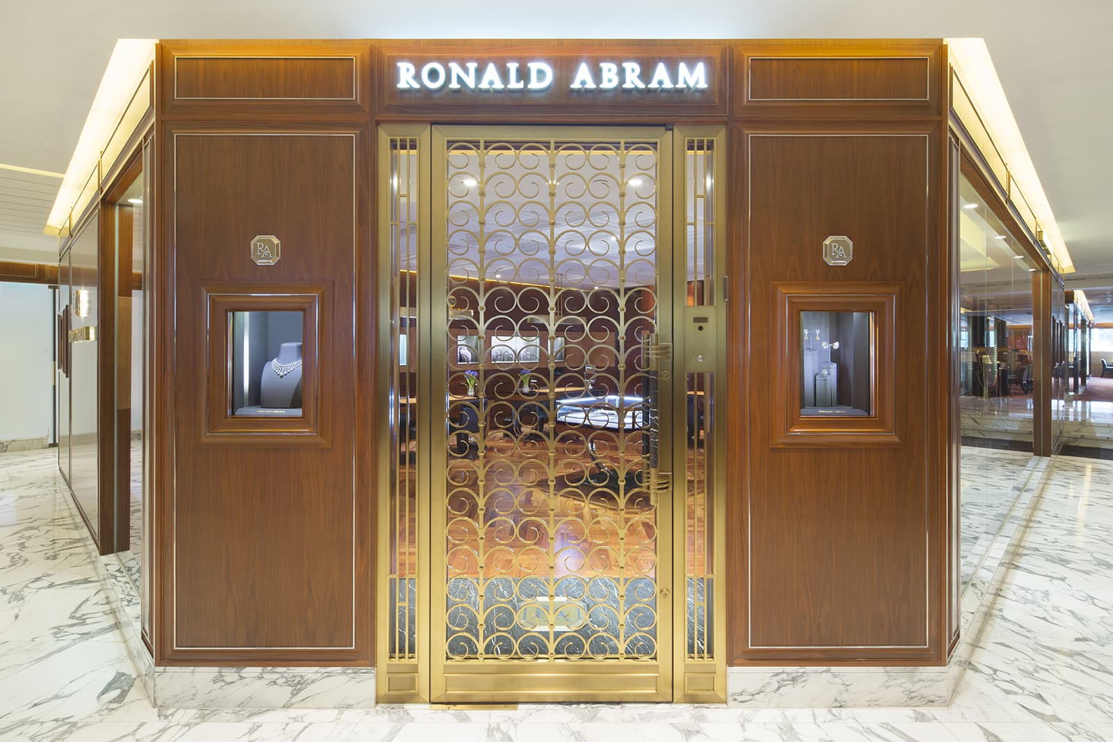  The Ronald Abram Salon 