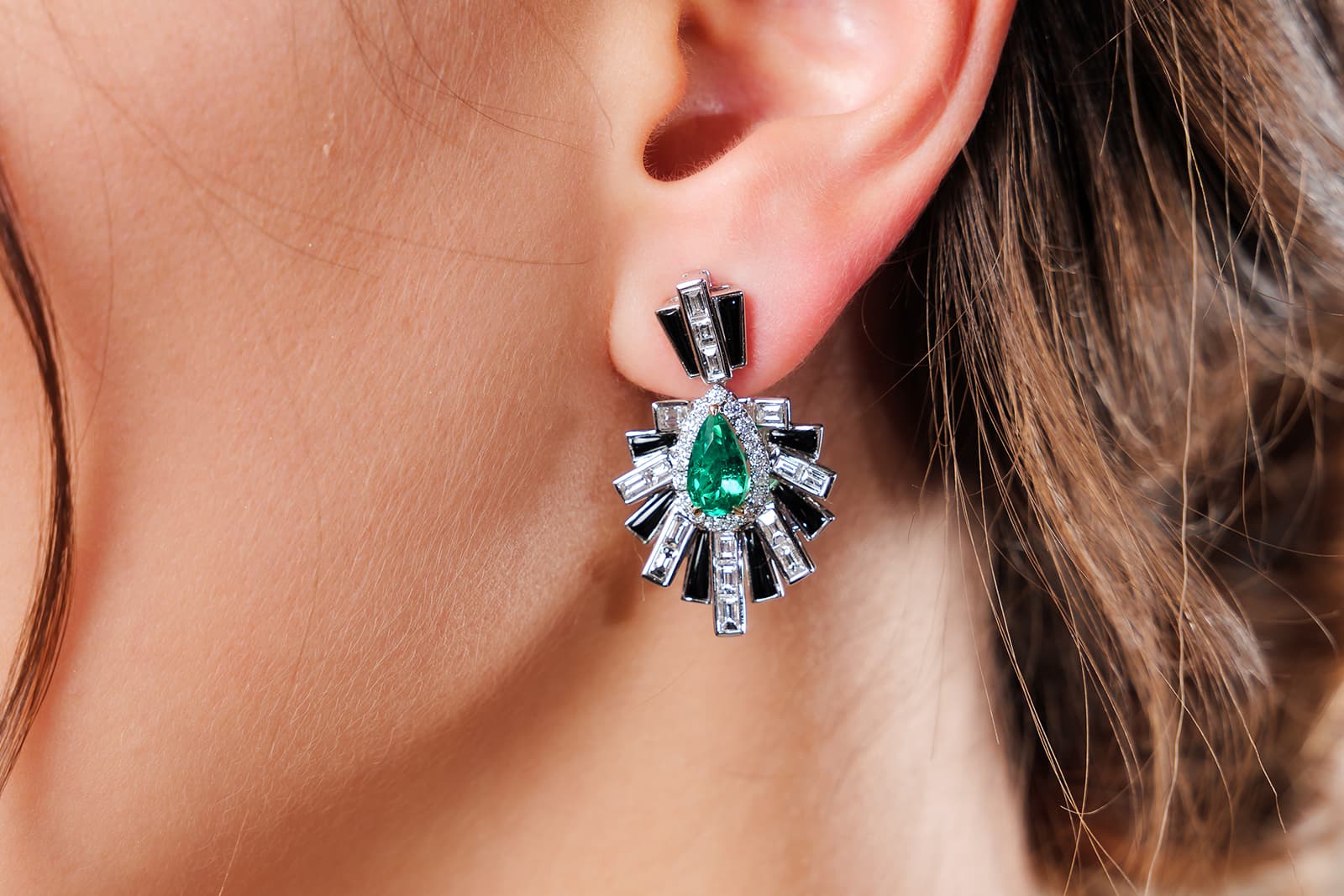  Sunita Nahata Starburst earrings with 3.57 carats of Colombian emeralds, diamonds, and black onyx in 18k white and yellow gold from the Art Deco Emerald & Black Onyx collection 