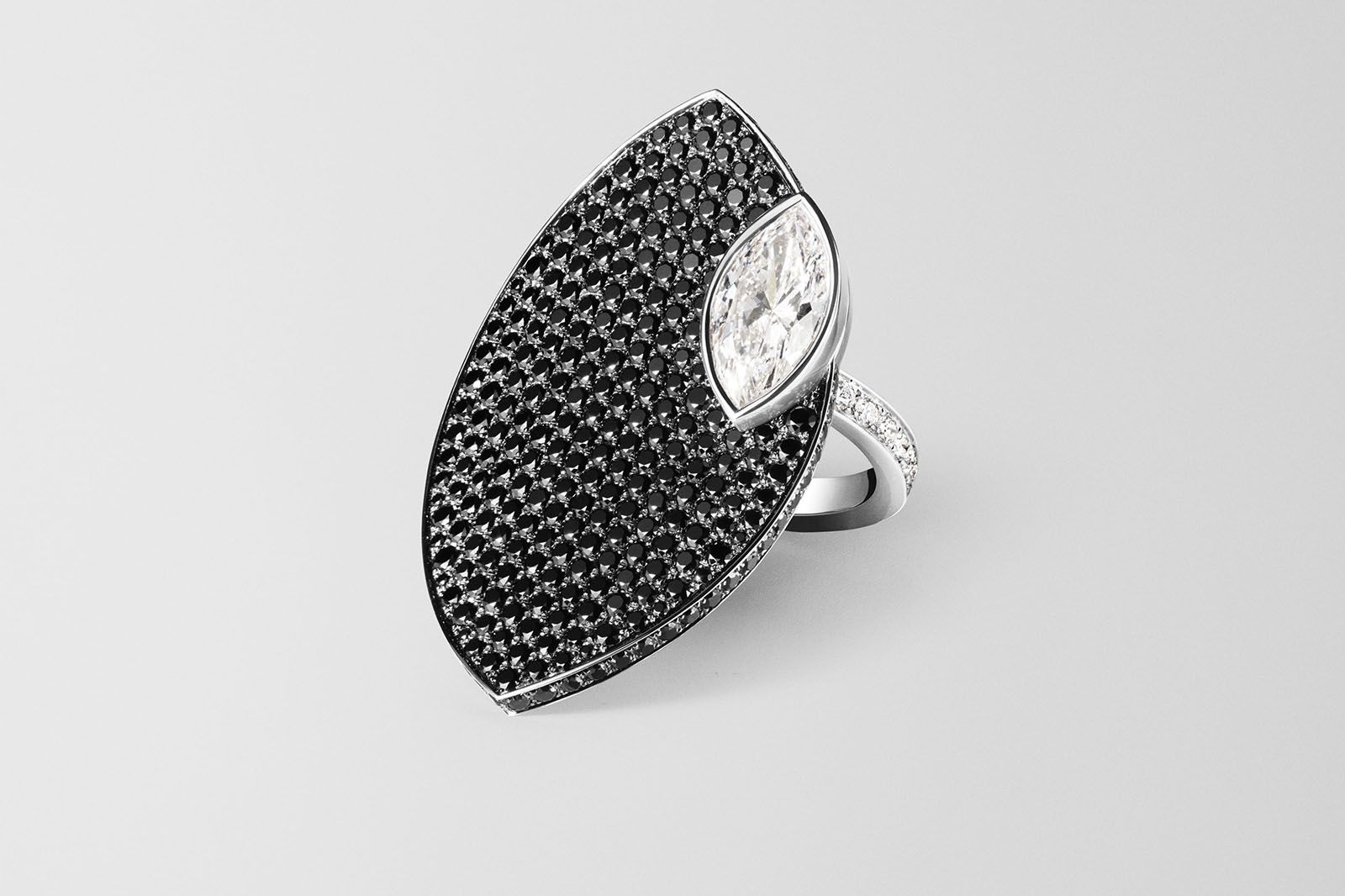  Hermès Miroir d’ombre ring with a marquise-shaped diamond and black spinels from the Les Jeux de l'ombre High Jewellery collection