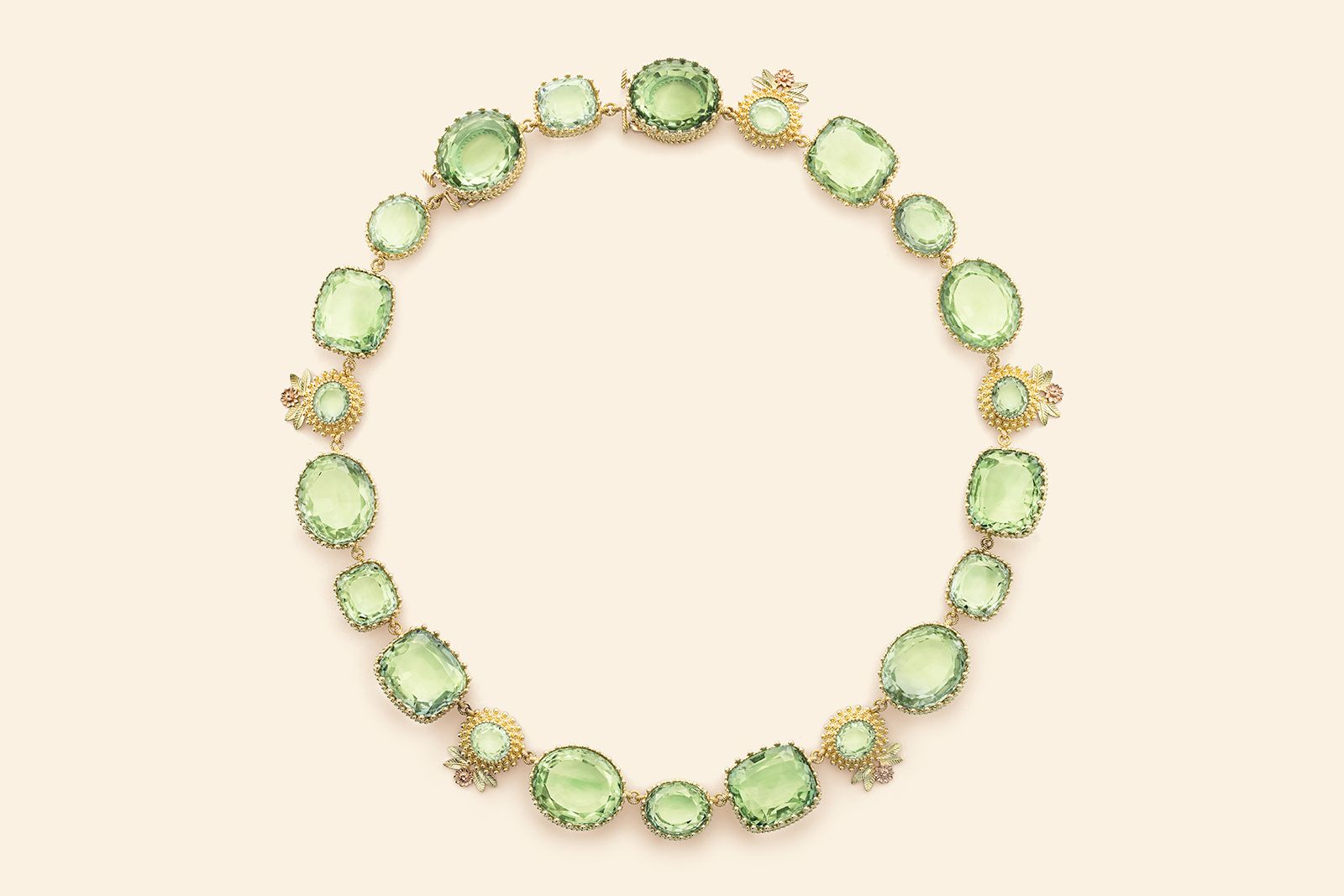  Mellerio Pierreries High Jewellery necklace with 220 carats of prasiolite gemstones in 18k gold 