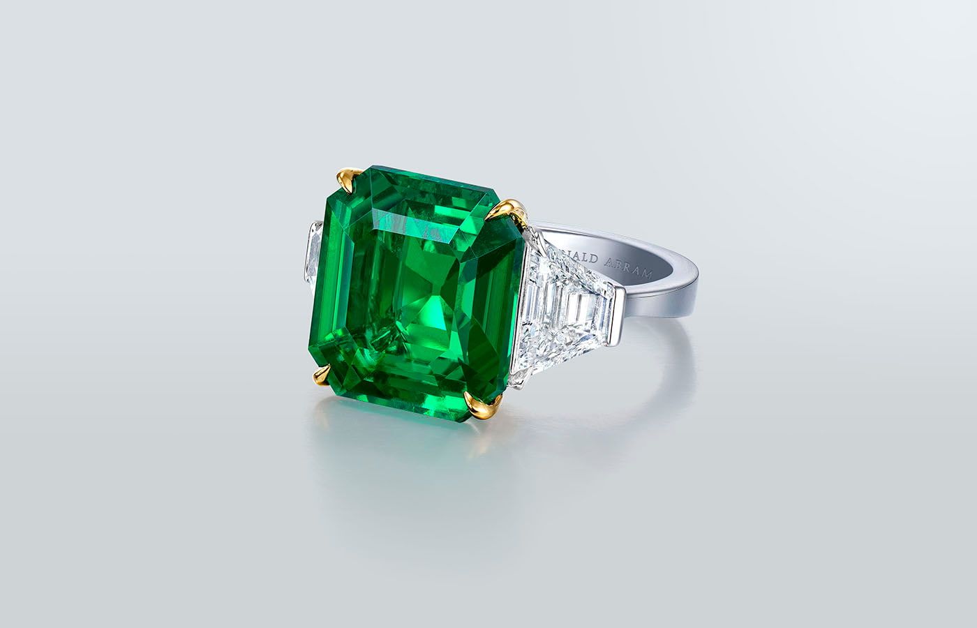  Ronald Abram 8.79 carat old mine Colombian emerald and diamond ring 