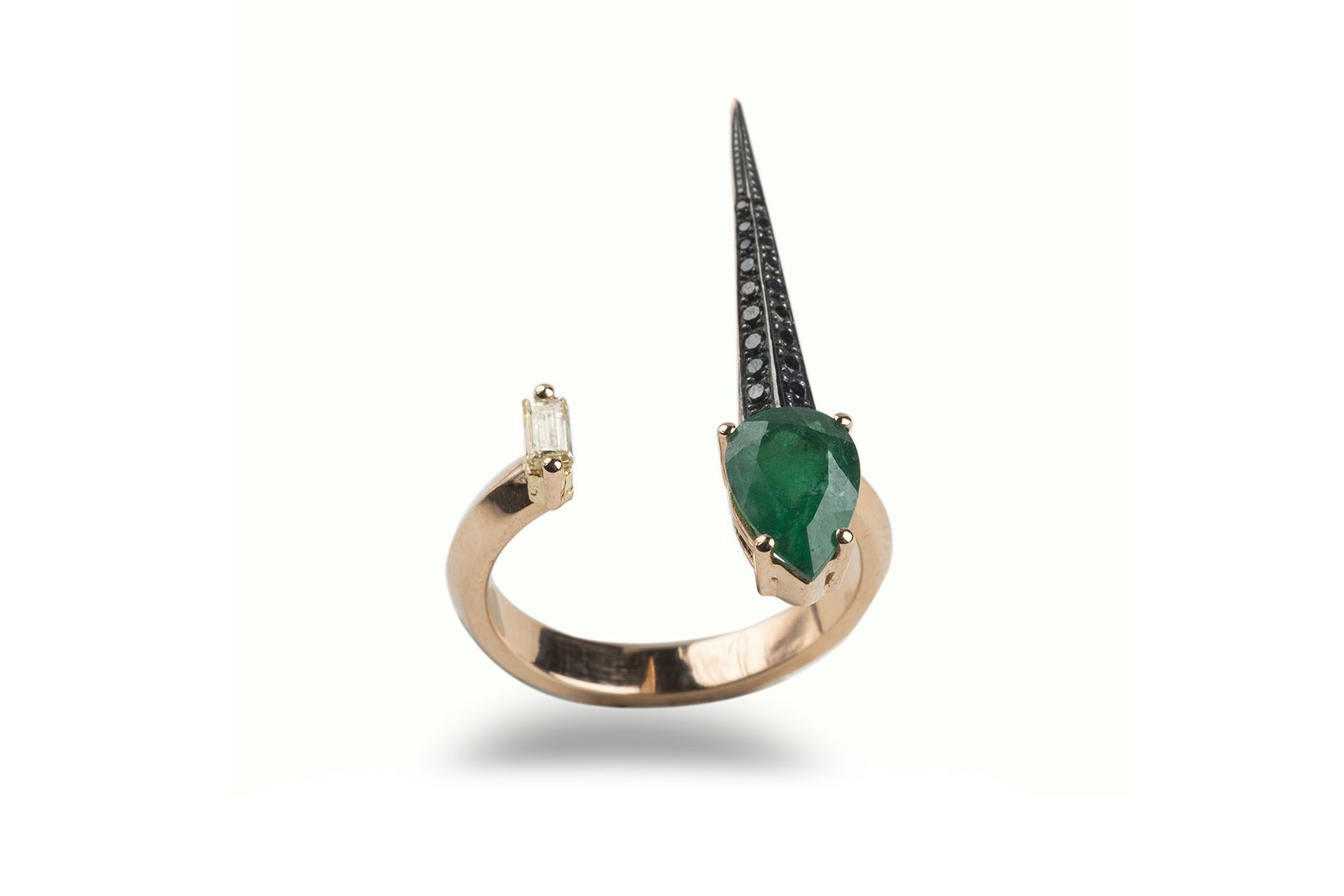  Gaelle Khouri diamond and emerald Toi & Moi ring