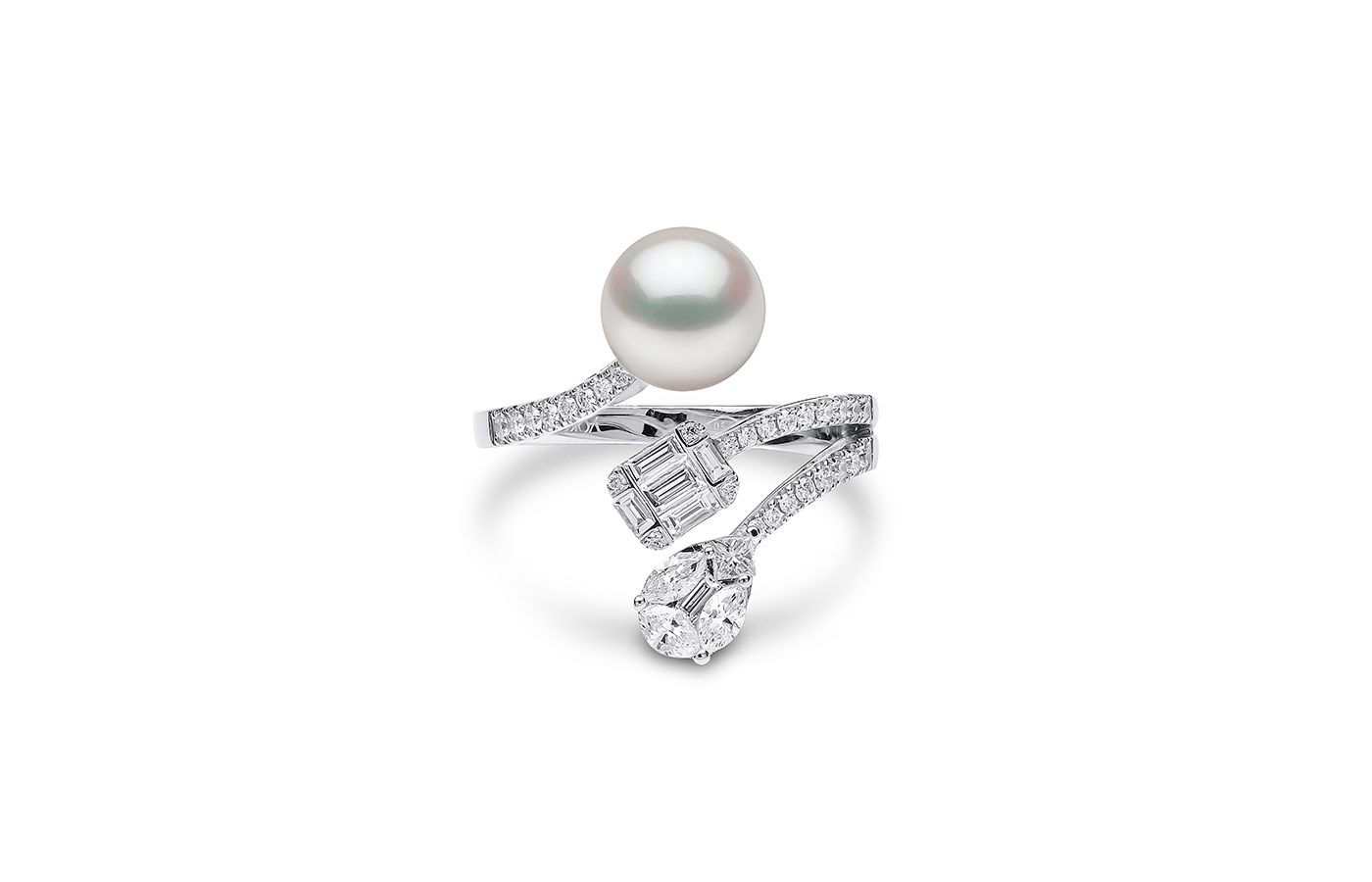  Japanese Akoya pearl and diamond ring from the Yoko London Starlight Collection