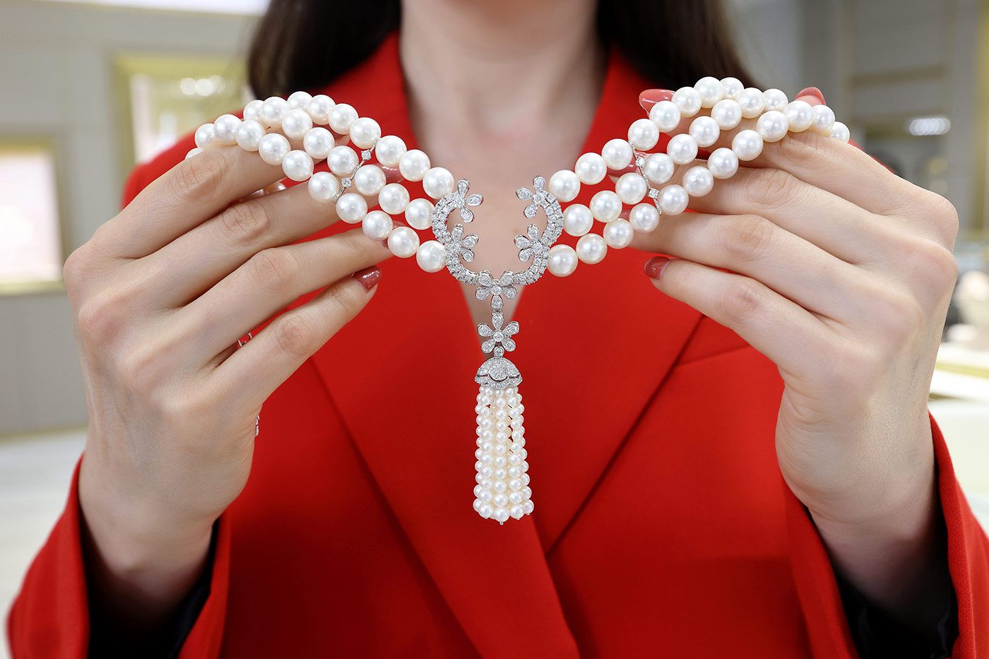 Katerina Perez showcases a Yoko London high jewellery necklace with pearls and diamonds