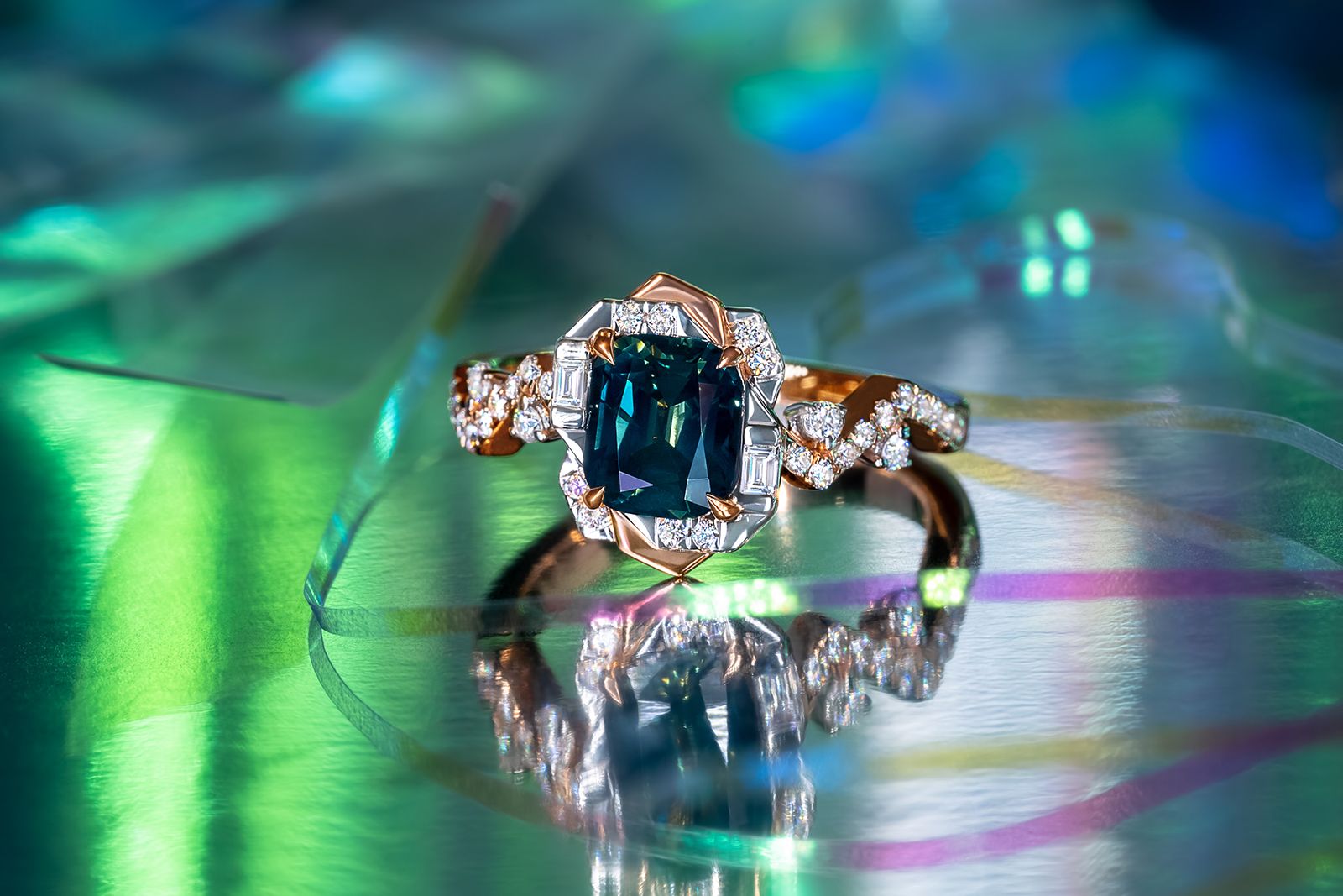  MADLY sapphire and diamond ring