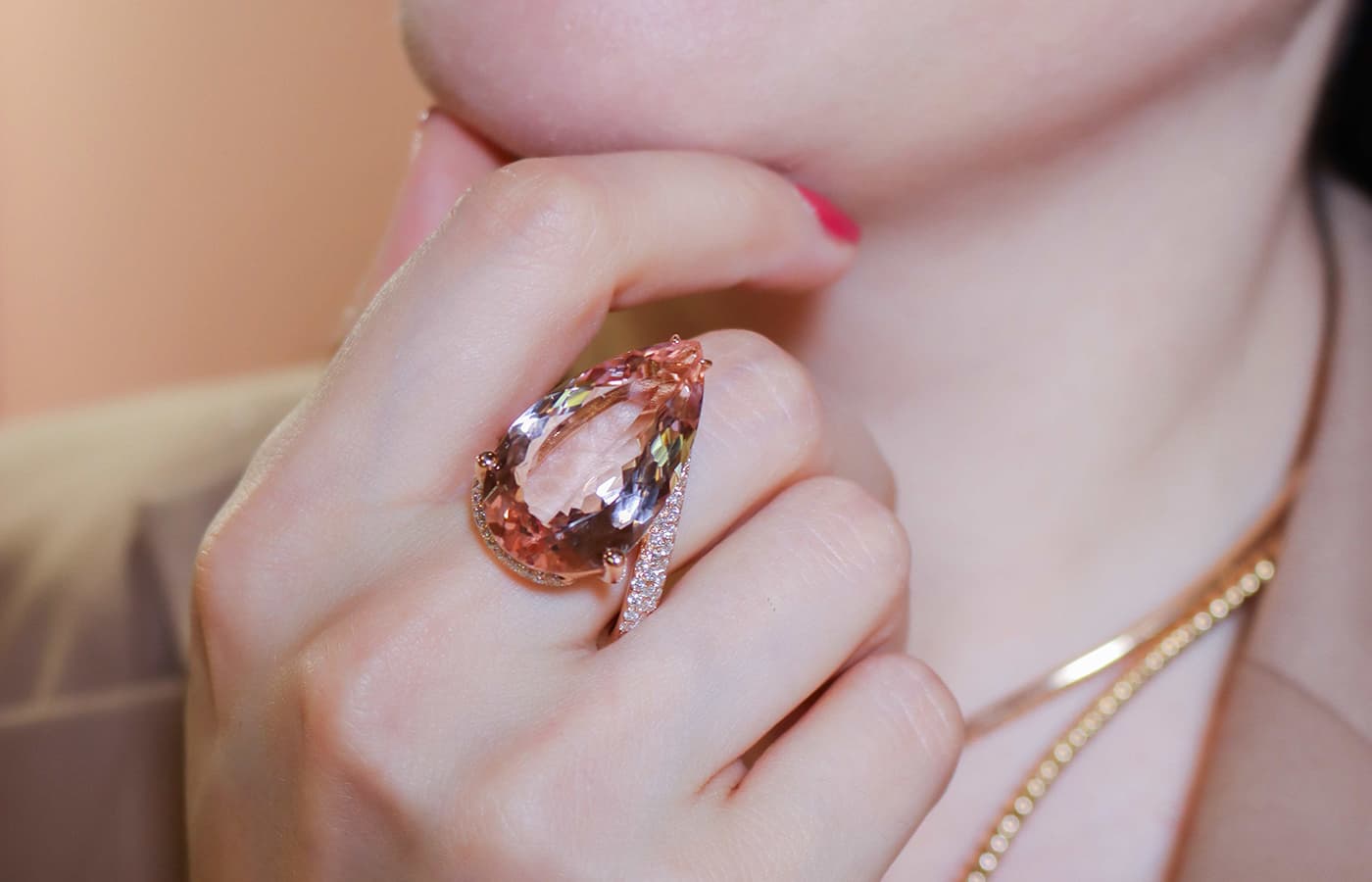  De' Lazzari-Oro Addosso pear-shaped morganite and diamond ring in rose gold