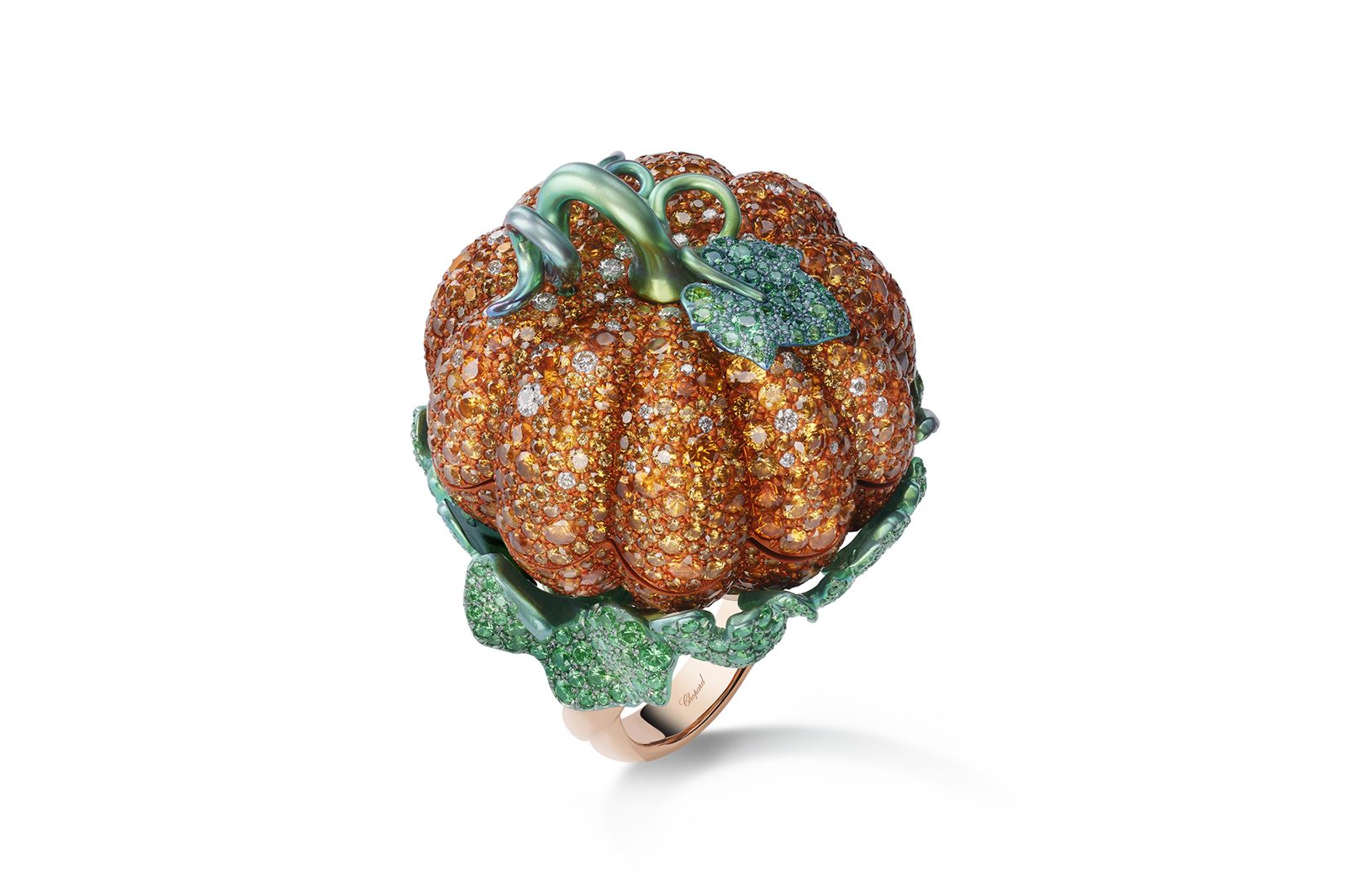 Chopard Pumpkin ring set with spessartite garnets and tsavorites from the Red Carpet High Jewellery collection. The ring opens to reveal a Cinderella-inspired diamond slipper
