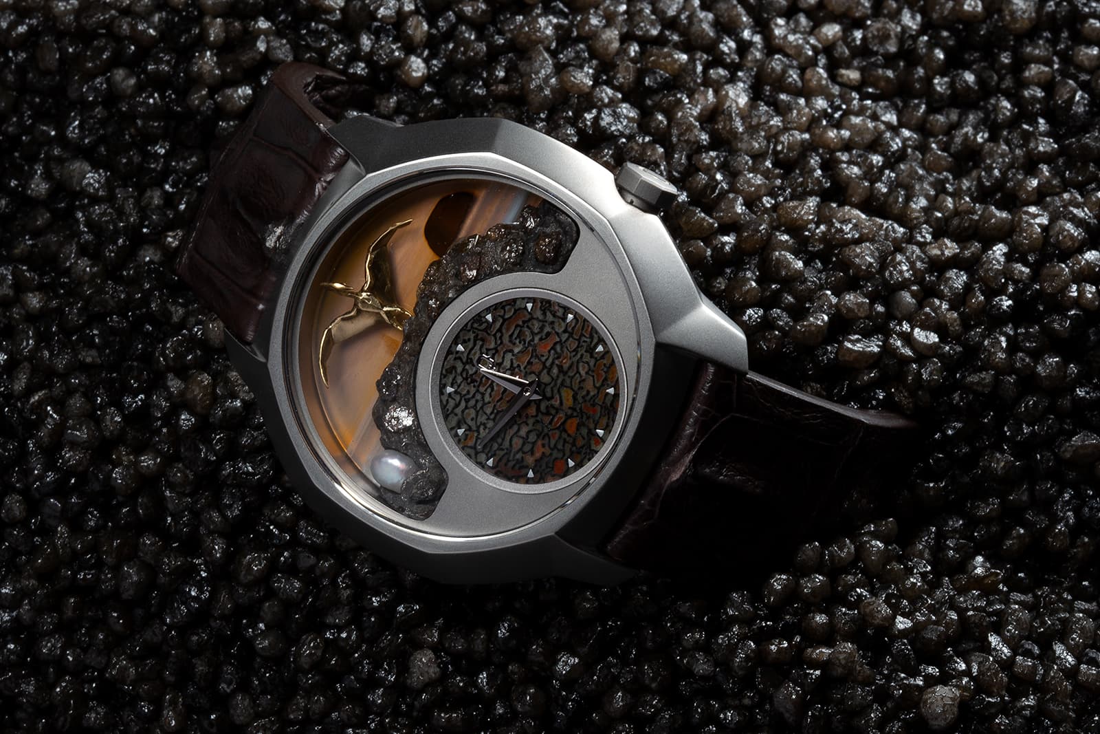  Qannati Objet d'Art Jurassic Quantum timepiece took 812 days to craft in a wide range of materials