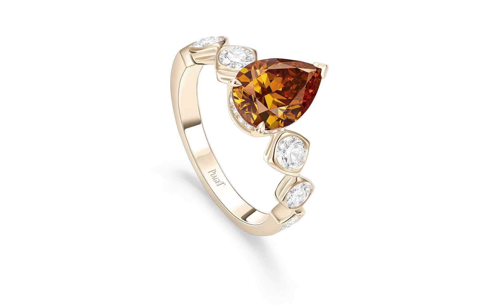  Piaget High Jewellery ring in rose gold and diamond from the Solstice by Piaget High Jewellery Collection, Chapter Two   