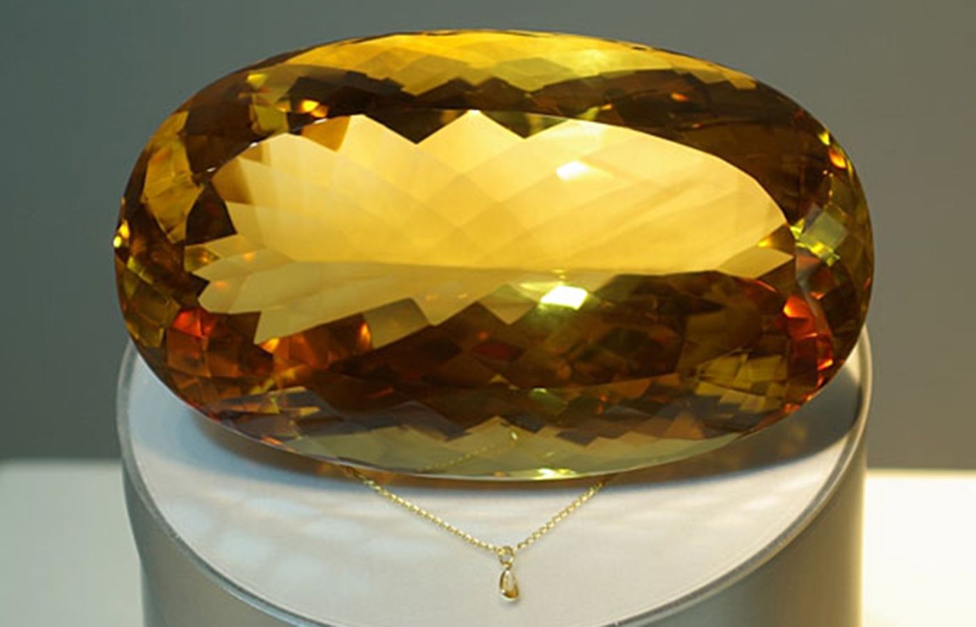  the Malaga gem, the largest citrine ever discovered