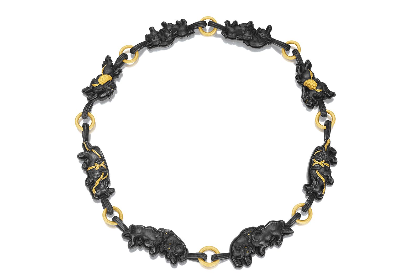 Sean Gilson Shakudo (Japanese alloy), menuki (decorative metal ornaments) and 22k yellow gold necklace 