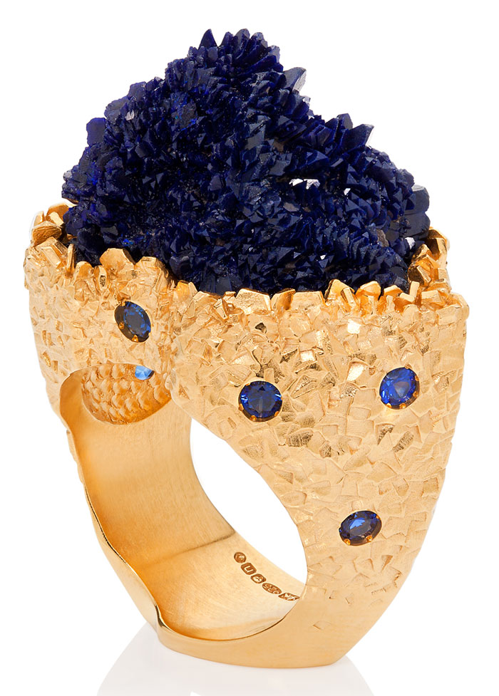One-of-a-kind gold ring with azurite