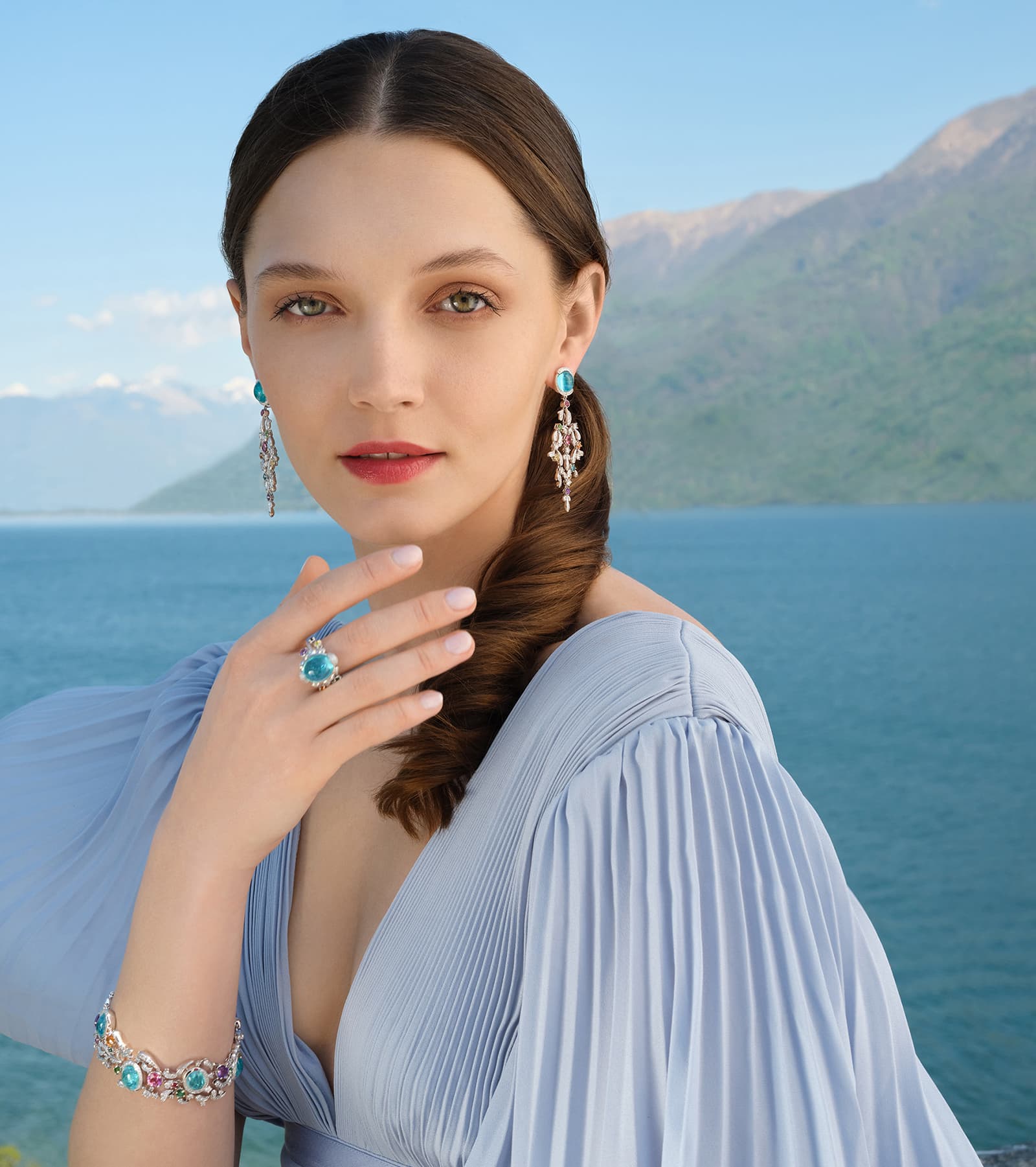 Model wearing Gübelin Jewellery Grace of the Sea High Jewellery Suite