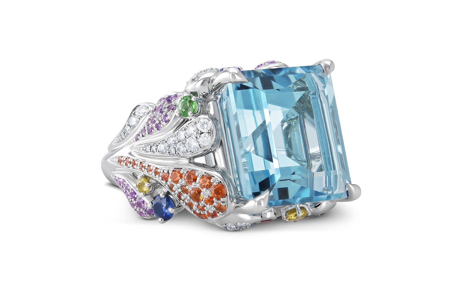 Gübelin Jewellery Grace of the Sea Anemone Cocktail ring in white gold, aquamarine, coloured gemstones and diamond