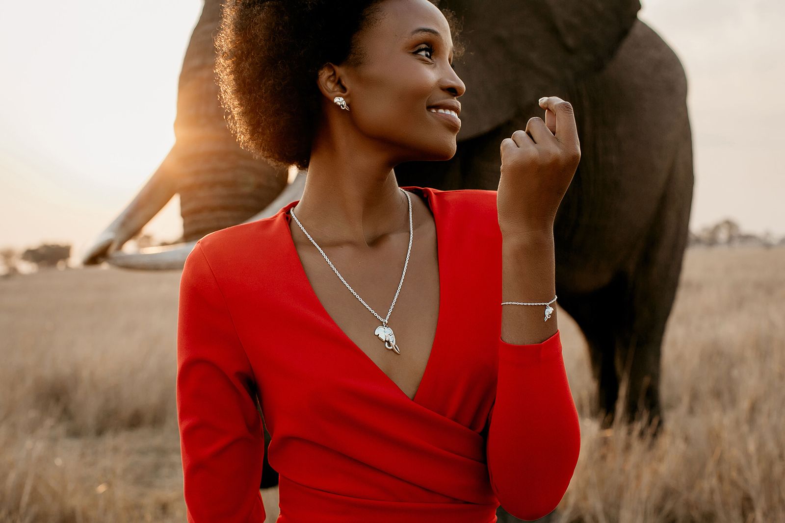 Model Patrick Mavros silver necklace and bracelet from the Tusk collection