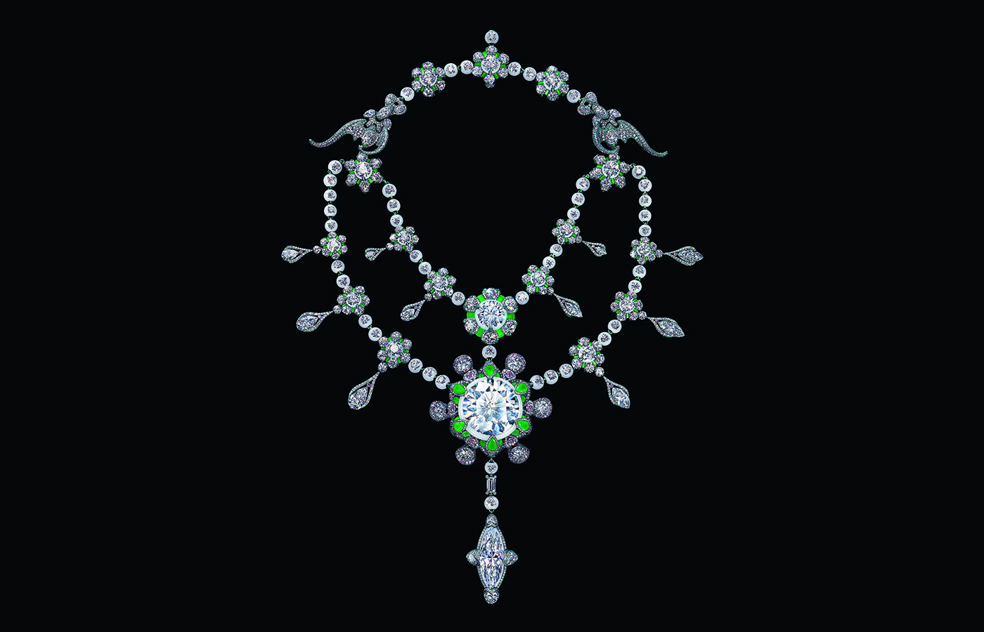 Wallace Chan A Heritage in Bloom necklace featuring all the stones cut from the 507-carat Cullinan Heritage Diamond