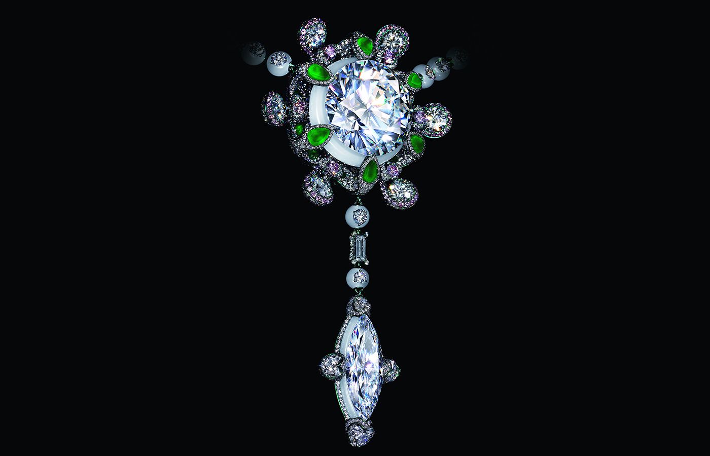 Close up of the diamond pendant on the Wallace Chan A Heritage in Bloom necklace
