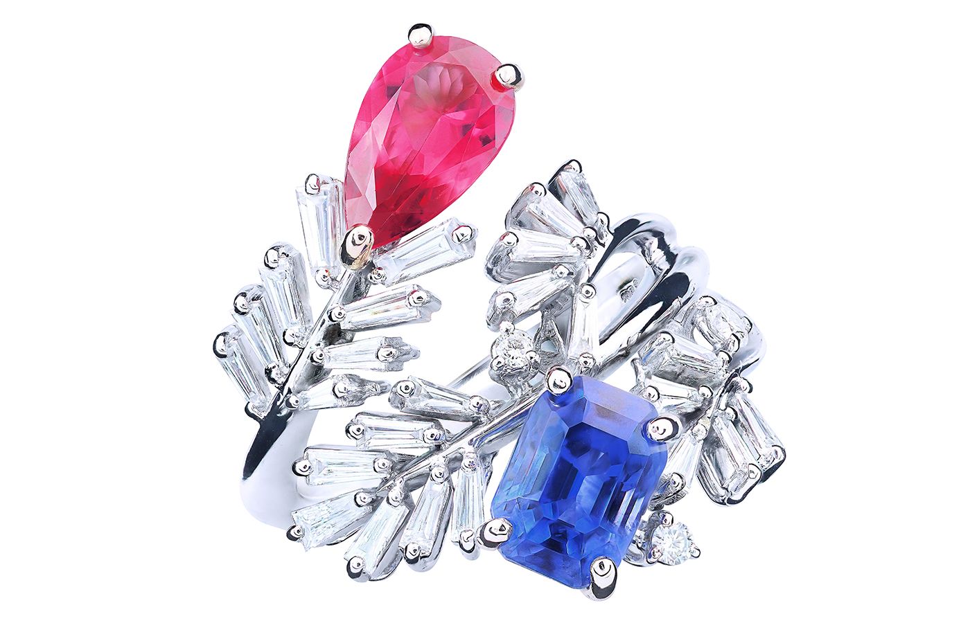  Caratell Duo of Eminence ring with a 2.09-carat cobalt blue Luc Yen spinel and a 1.35-carat pink Mahenge spinel